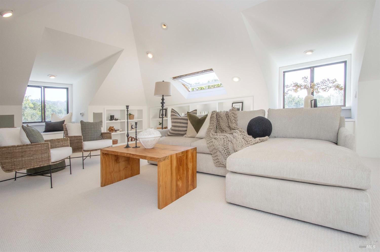 45 Laurel Grove Avenue