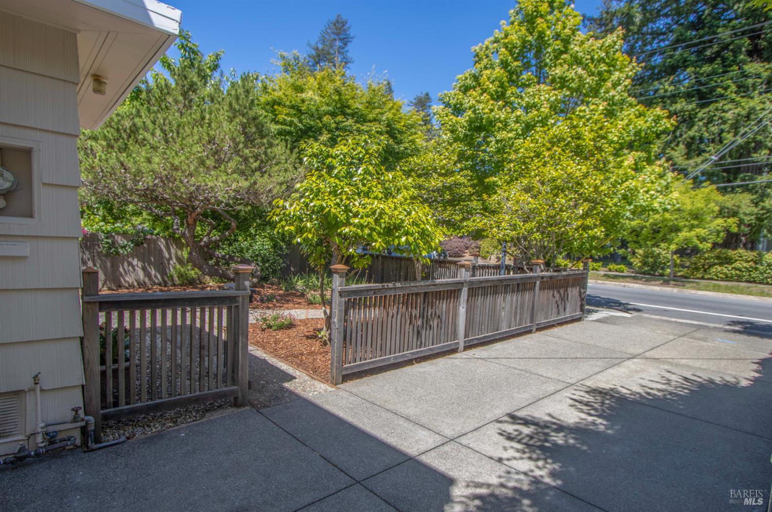 101 Bolinas Avenue