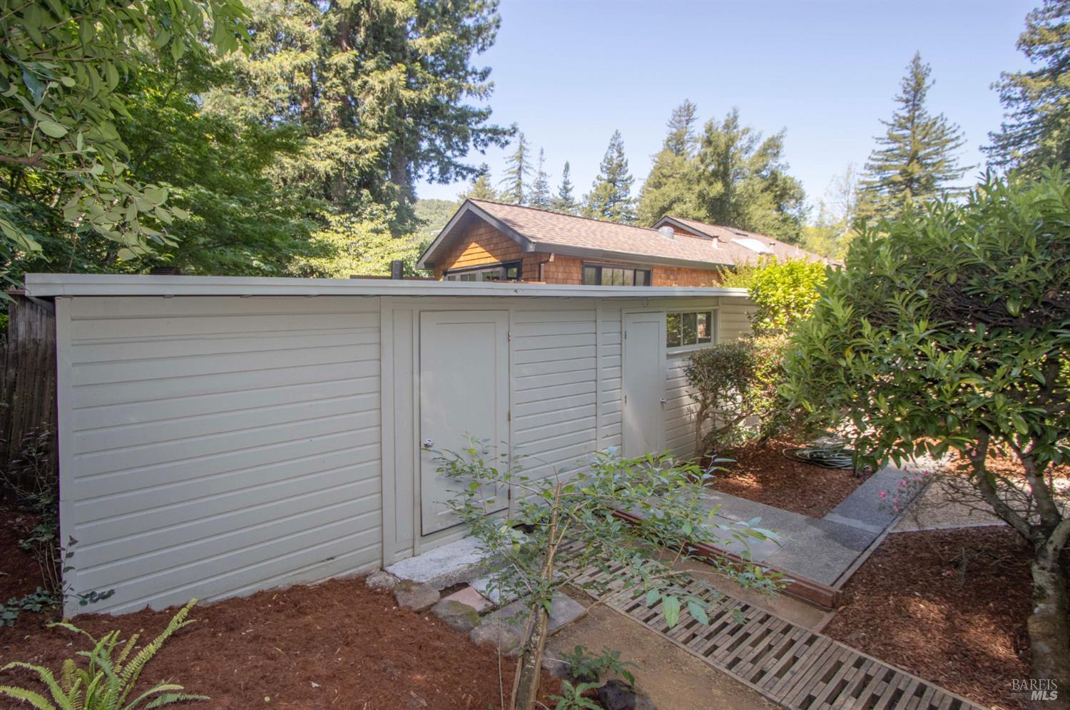 101 Bolinas Avenue