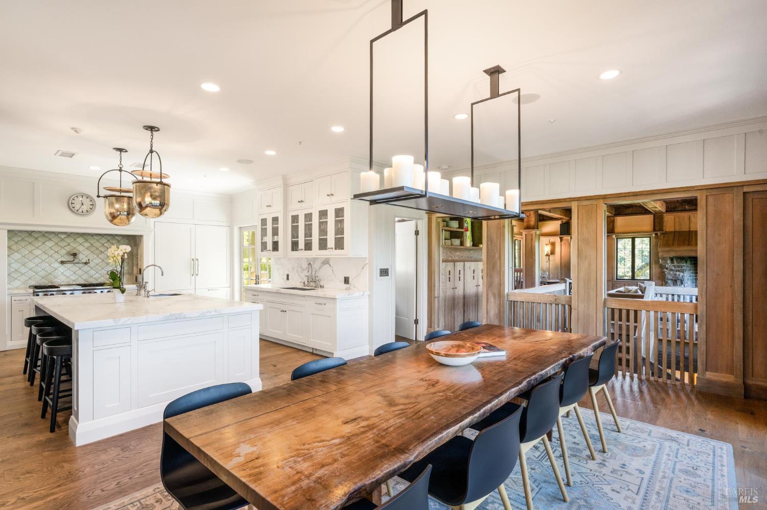 126 Winding Way