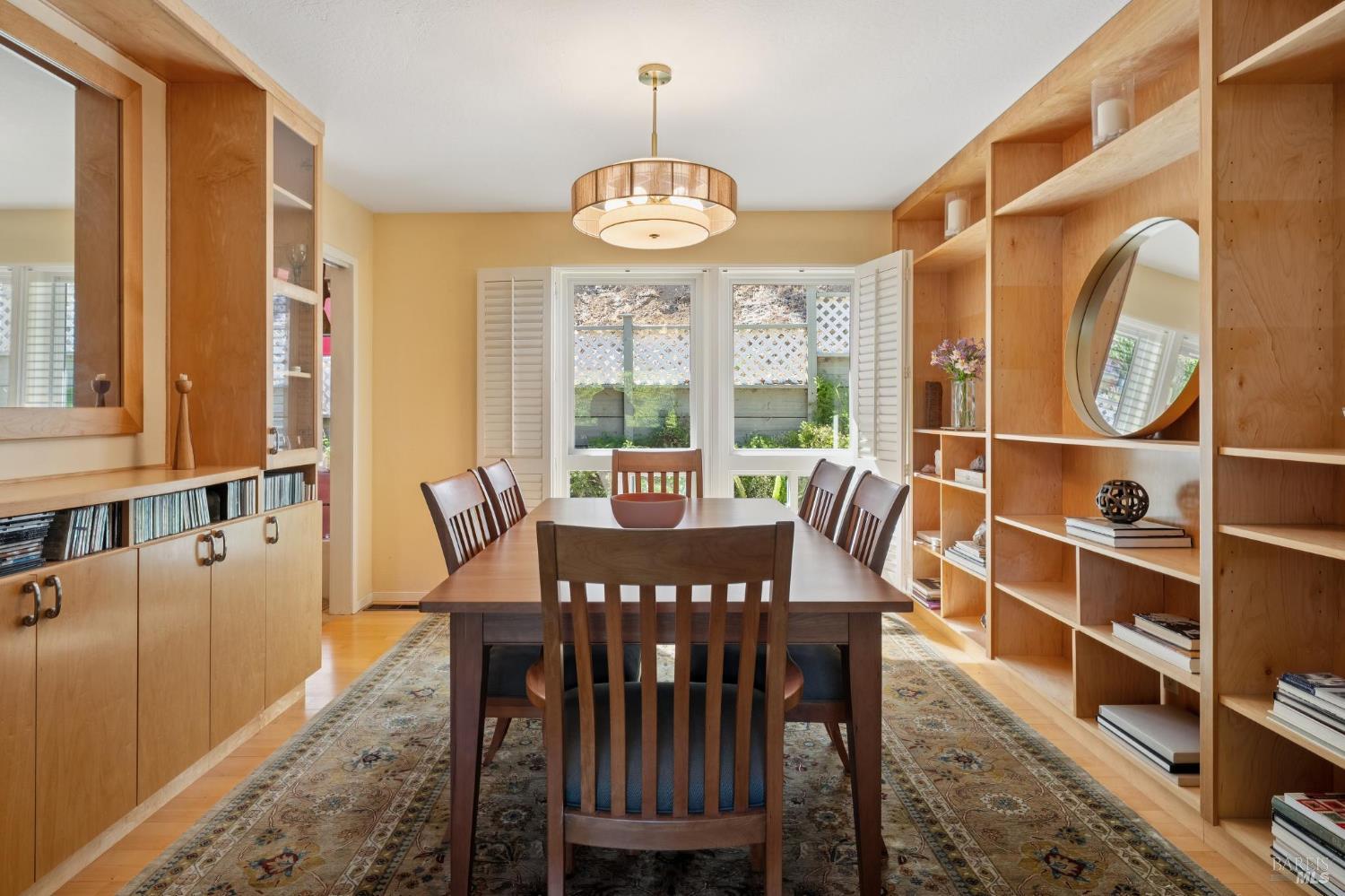87 Butterfield Road