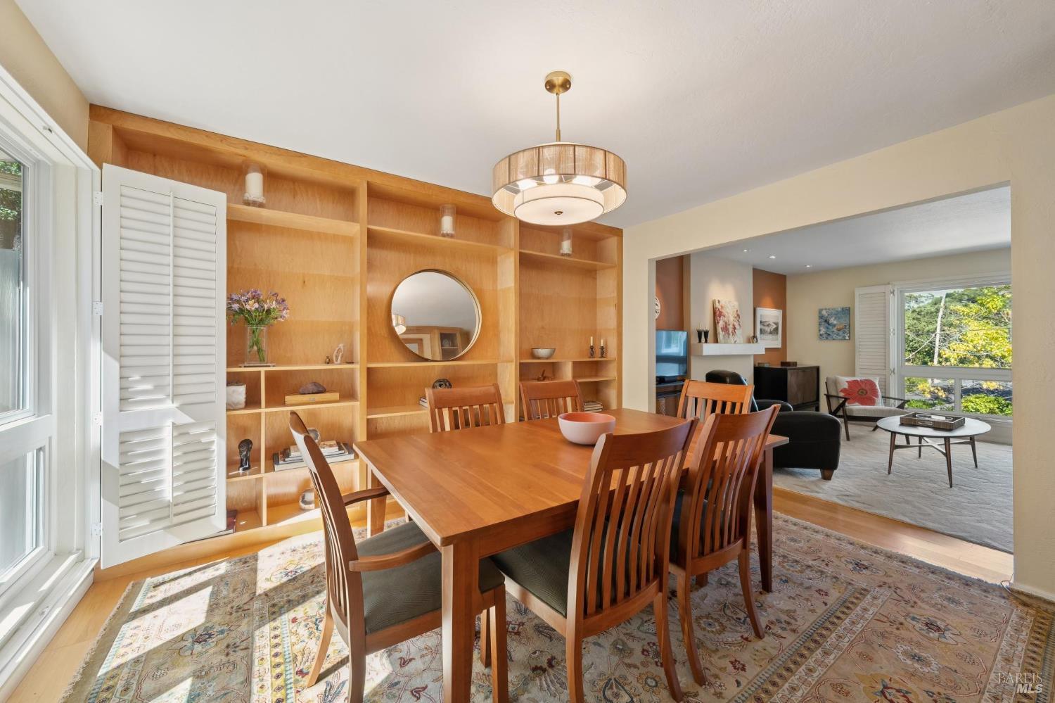 87 Butterfield Road