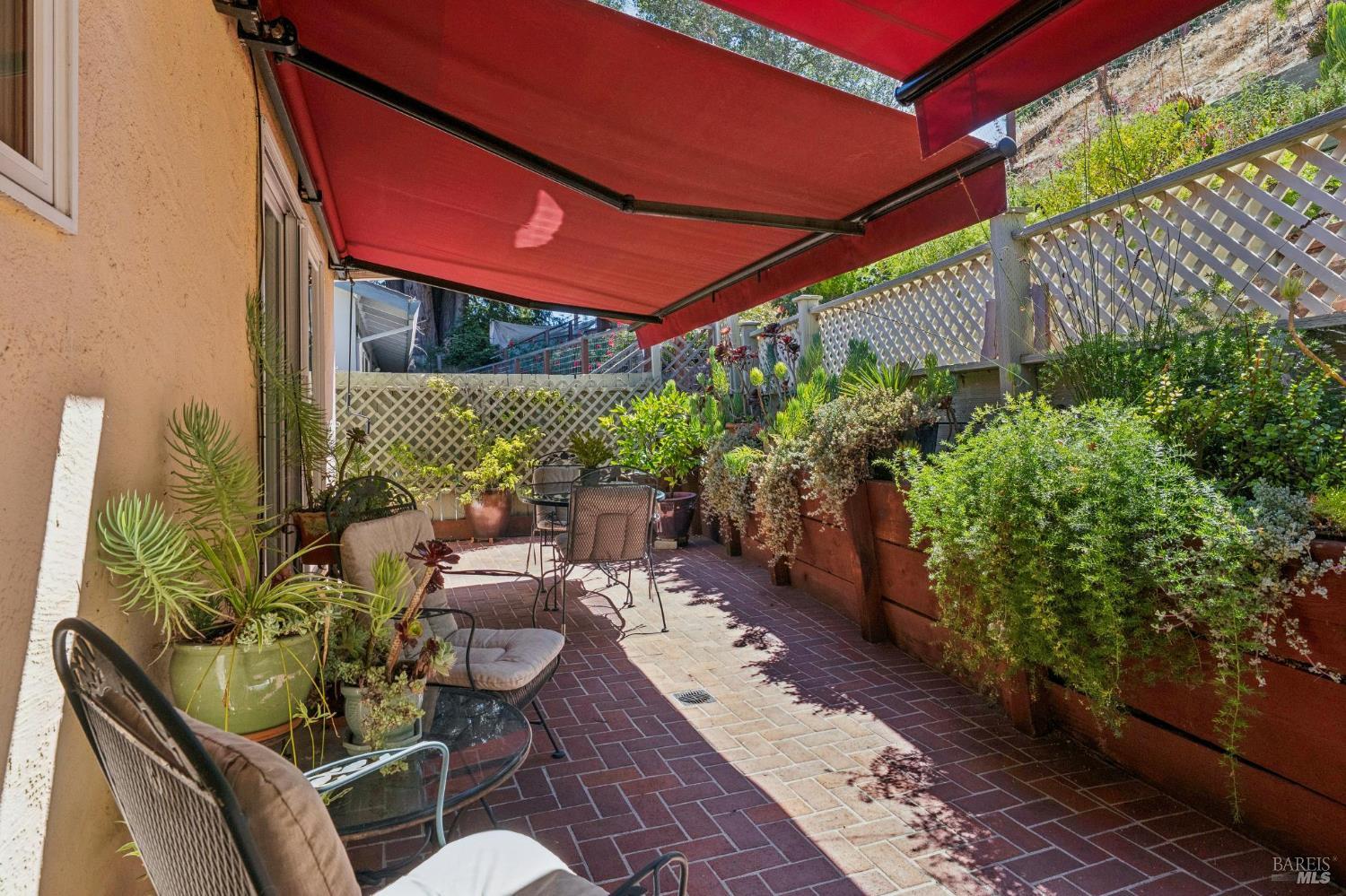 87 Butterfield Road