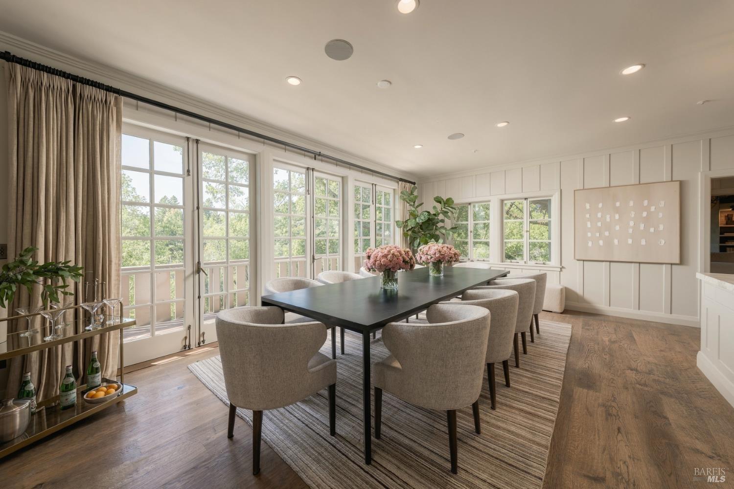 126 Winding Way