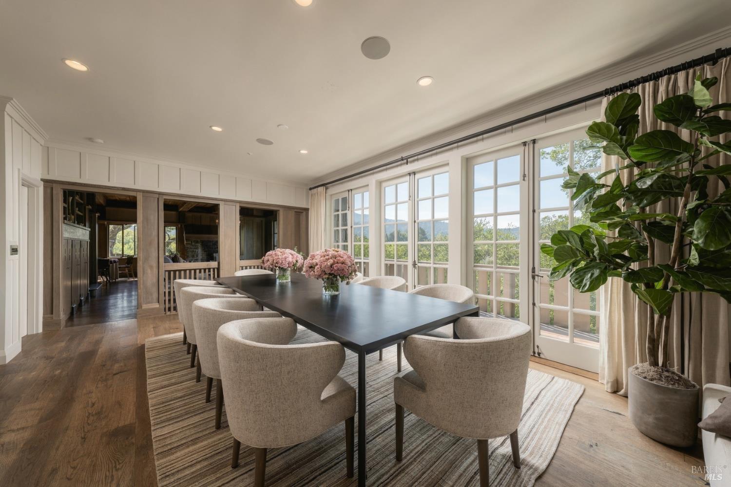 126 Winding Way