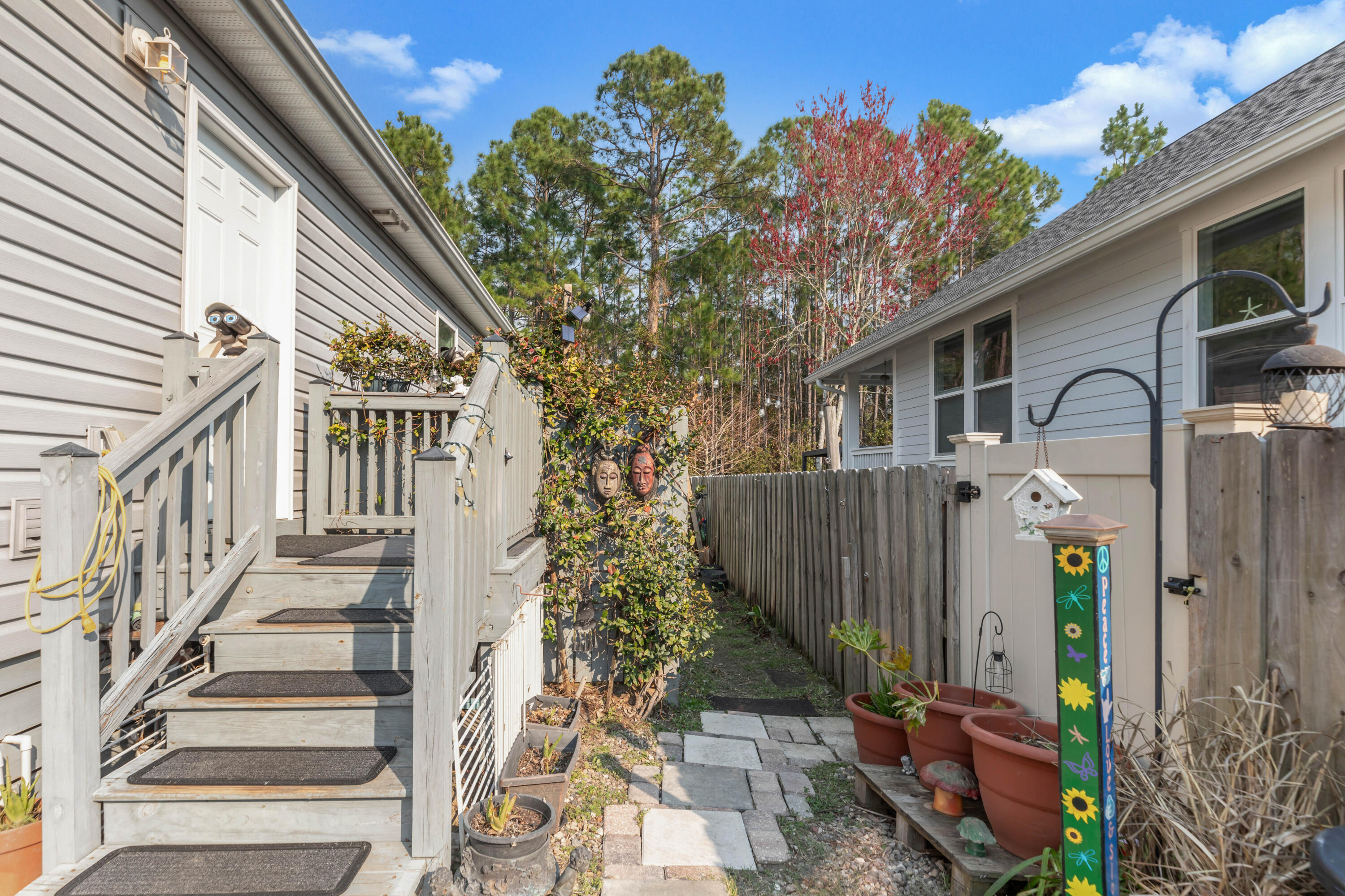 79 N 6th Street