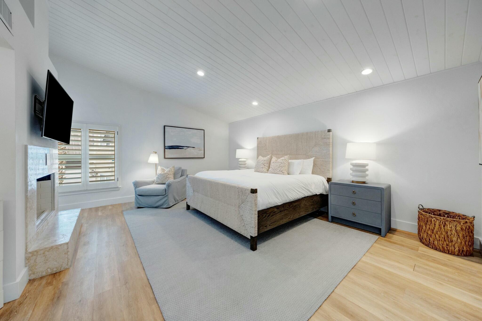 239 Pelican Circle