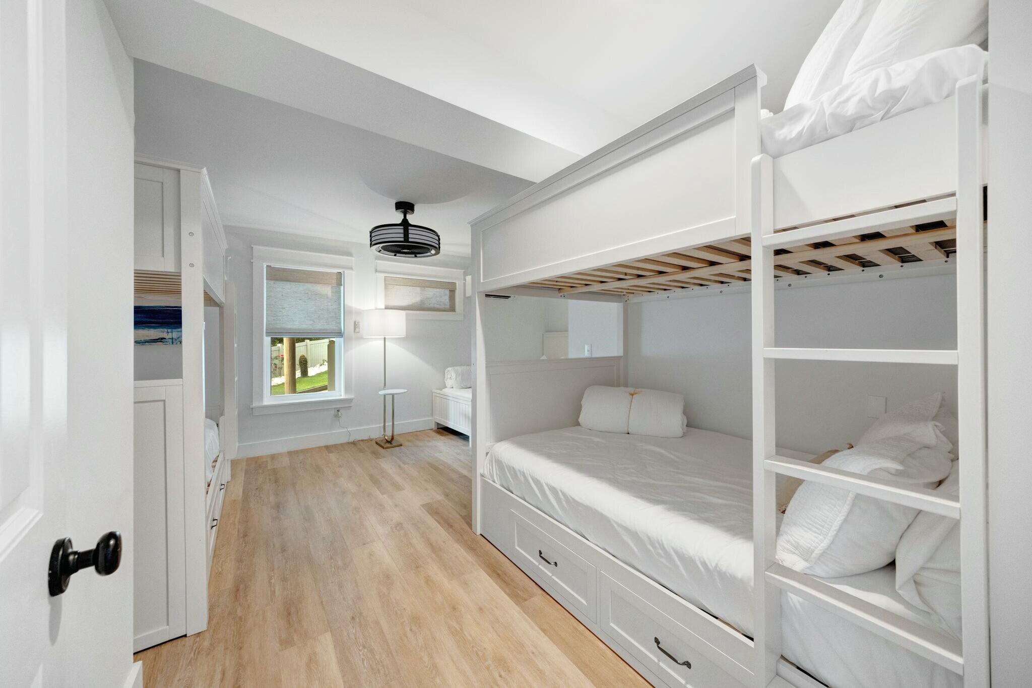 239 Pelican Circle