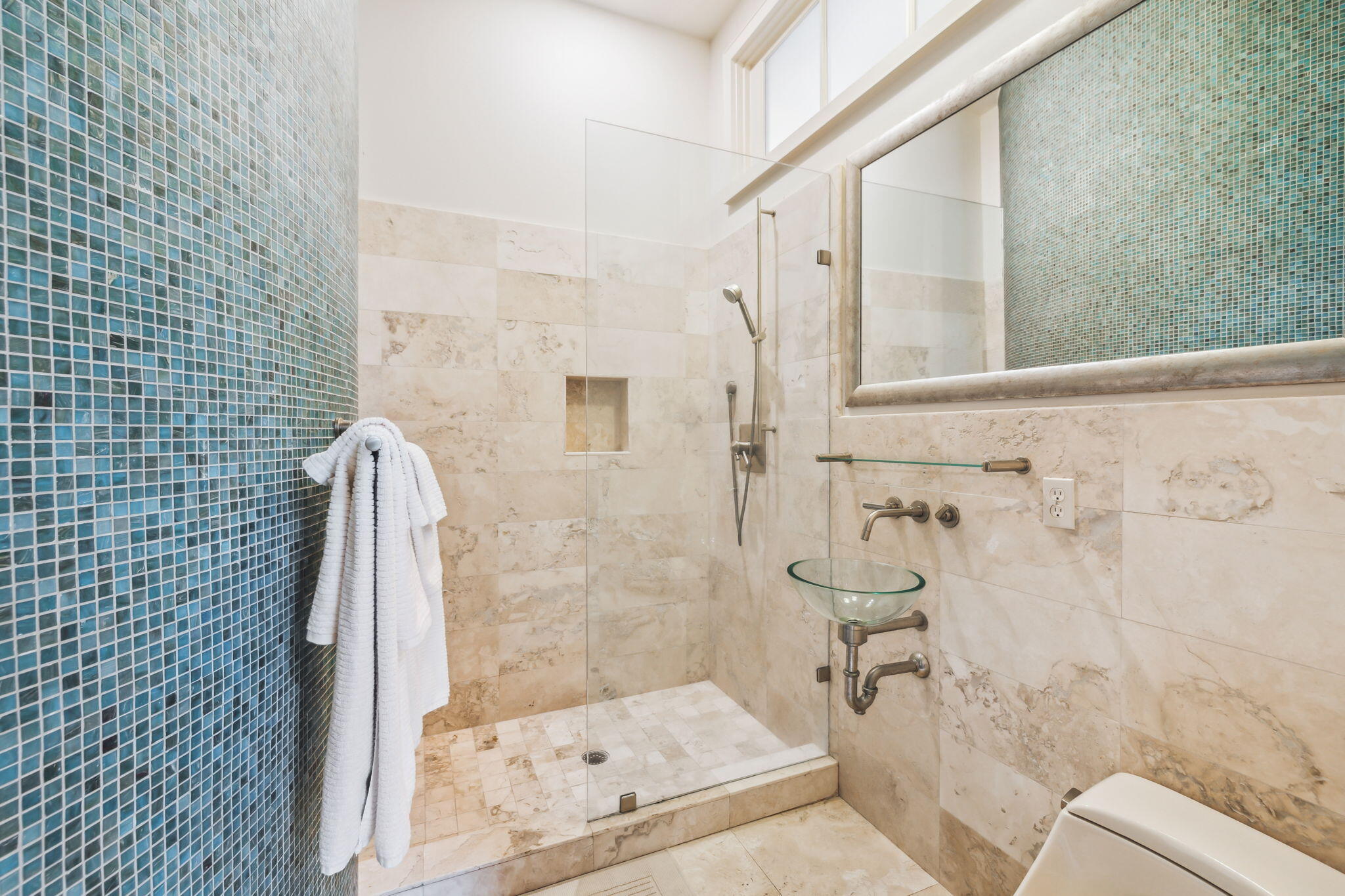 22 Creek Bridge Lane