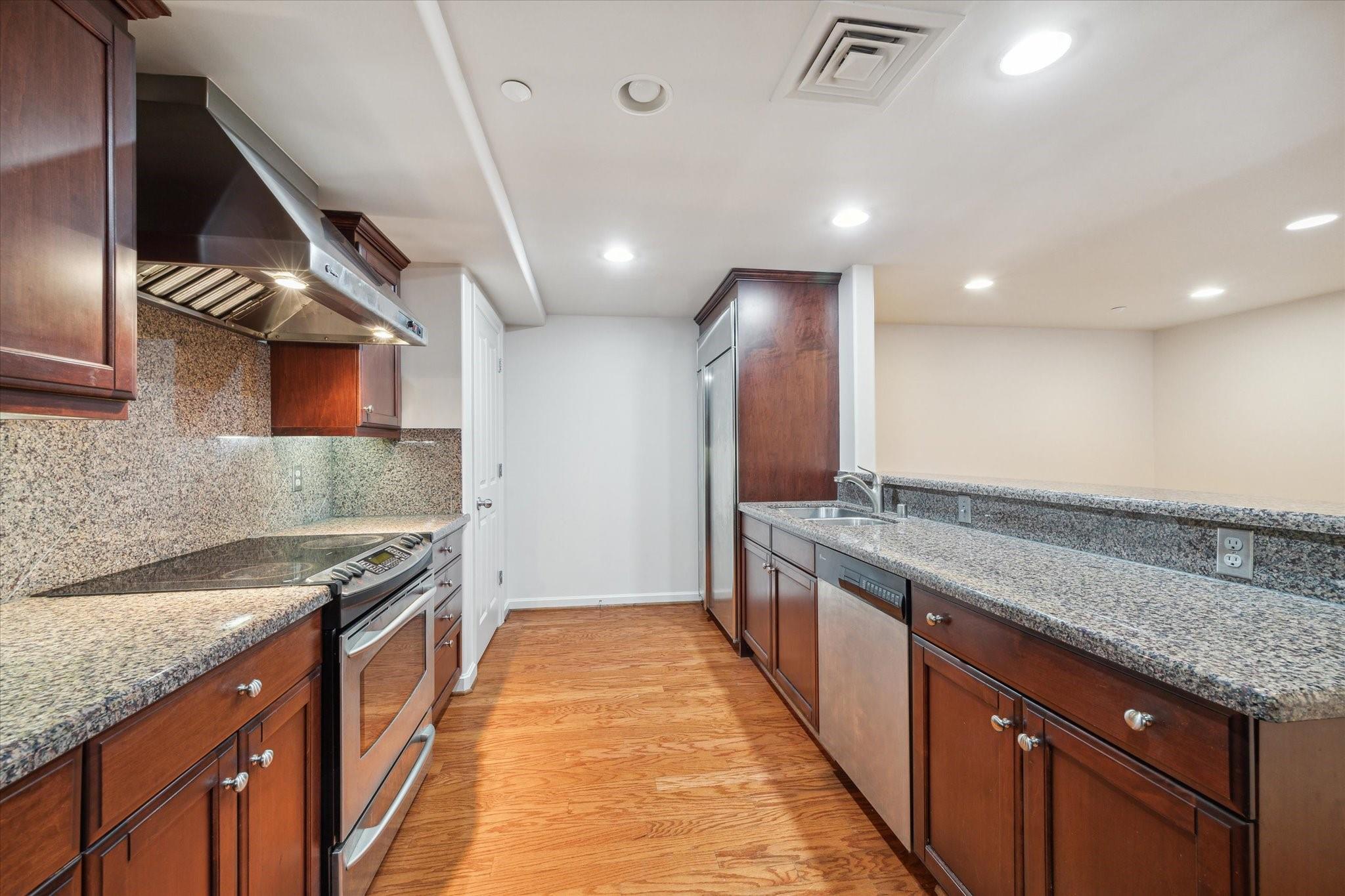 914 Main Street # 1104