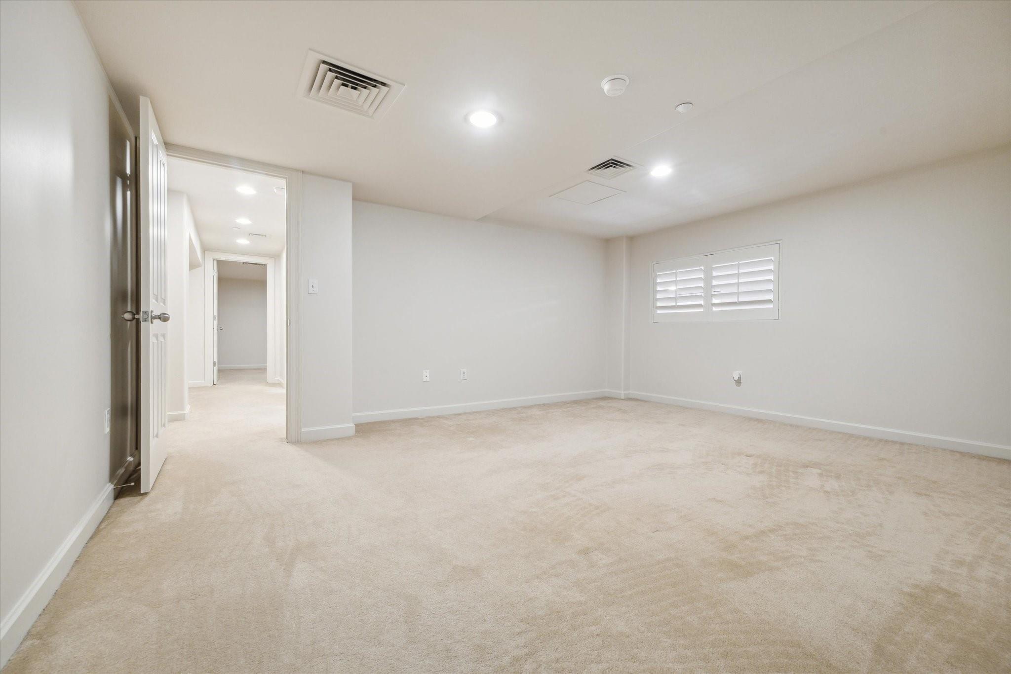 914 Main Street # 1104