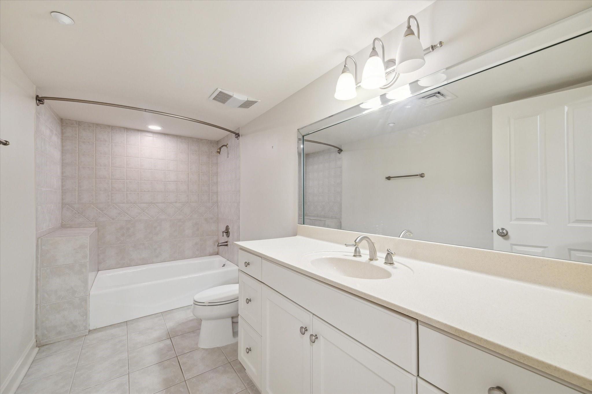 914 Main Street # 1104