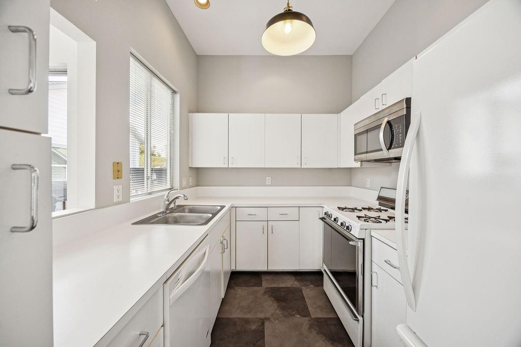 735 Arlington Street # 7