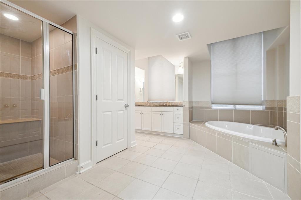 914 Main Street # 1104