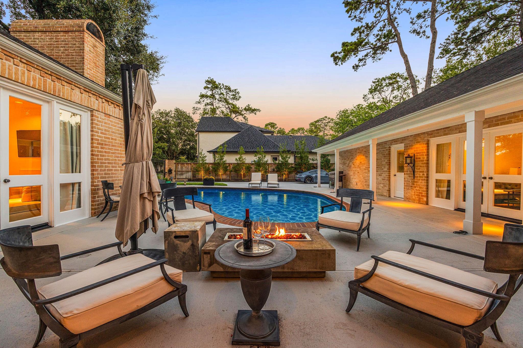 323 Vanderpool Lane