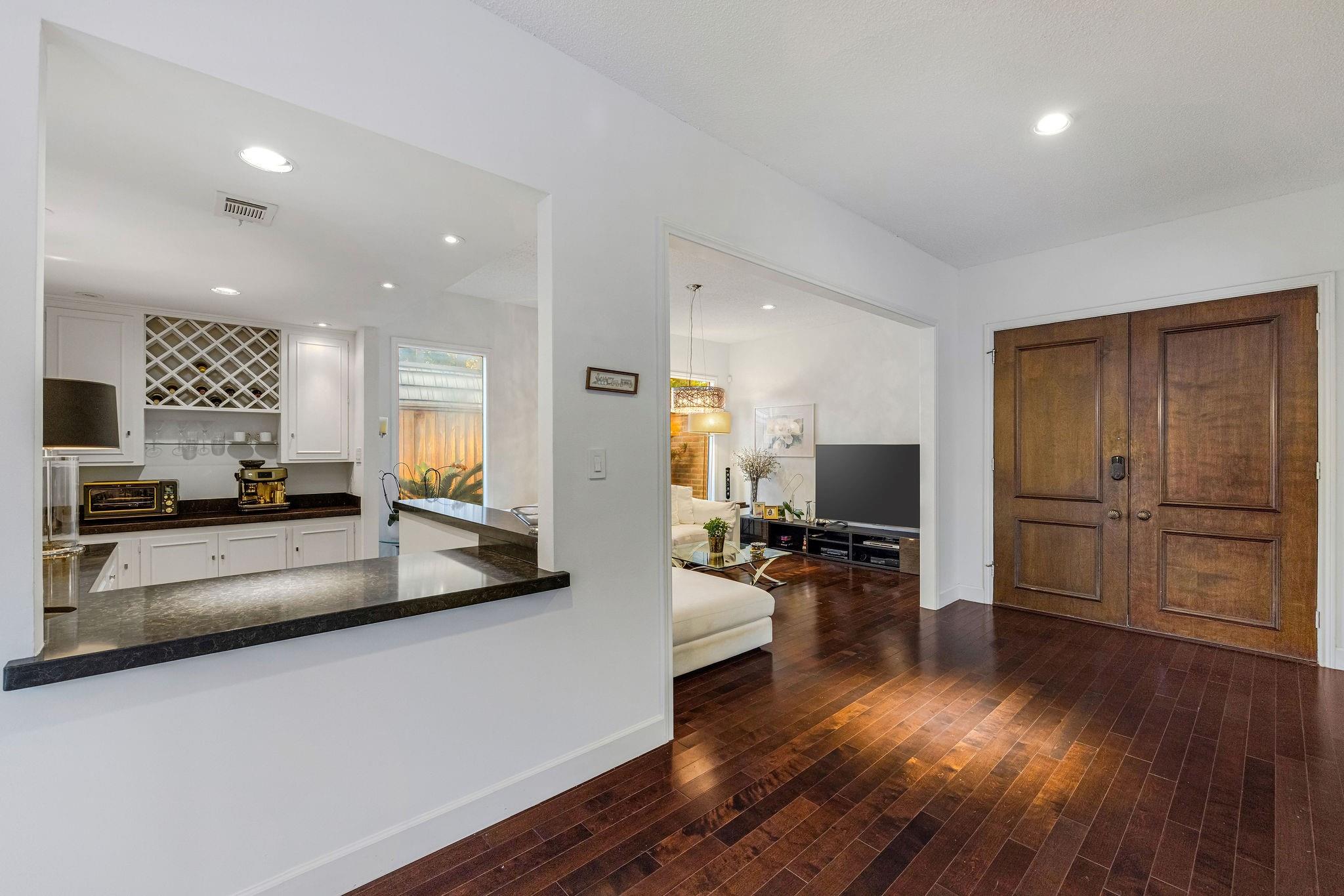 323 Vanderpool Lane