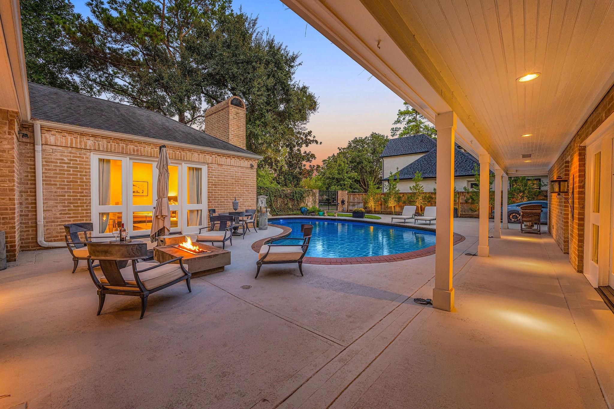 323 Vanderpool Lane