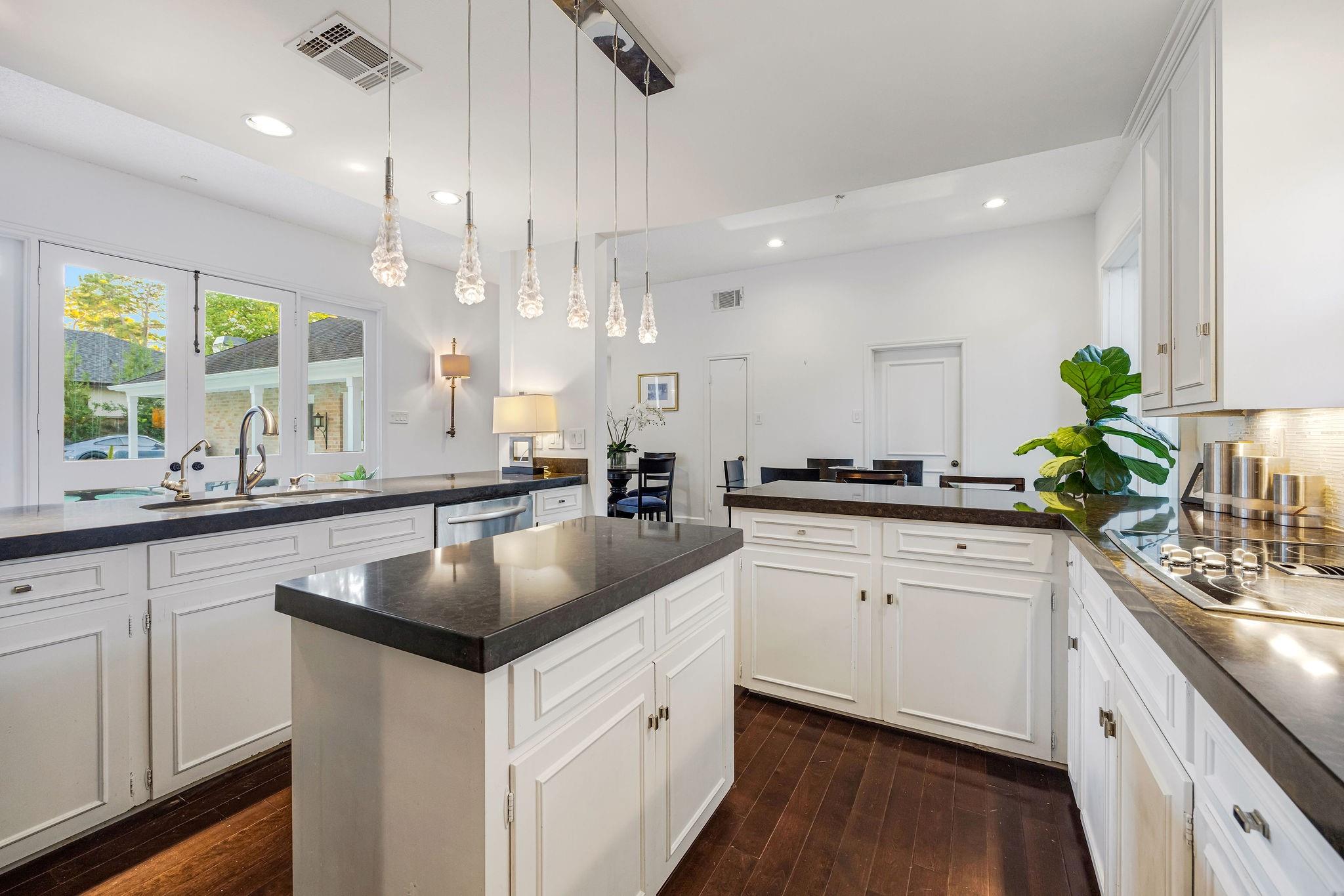 323 Vanderpool Lane
