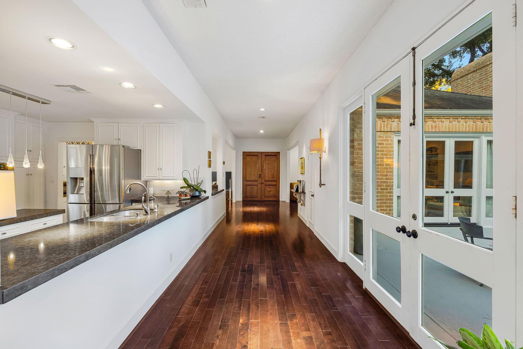 323 Vanderpool Lane