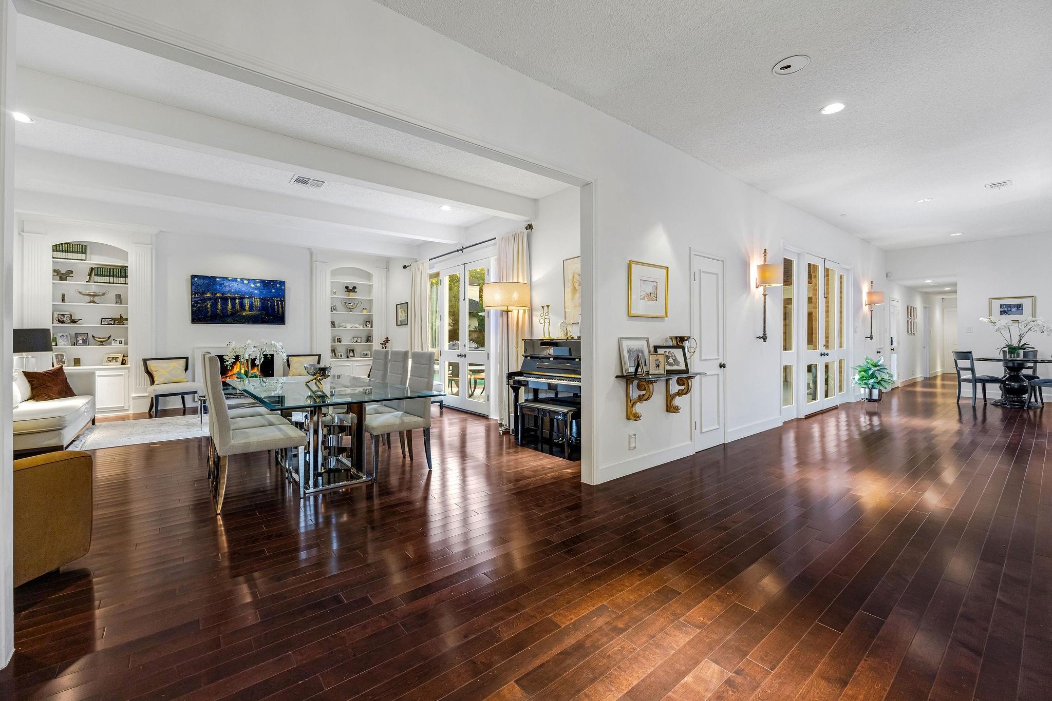 323 Vanderpool Lane