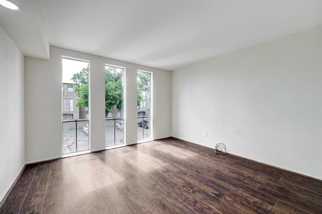 4645 Wild Indigo Street # 373