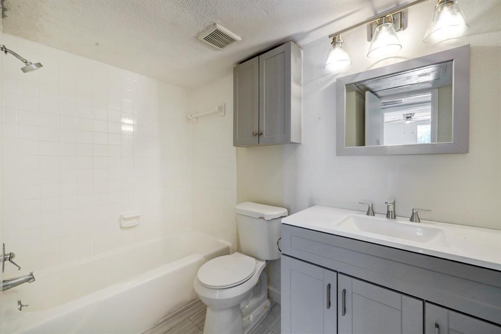 4645 Wild Indigo Street # 373
