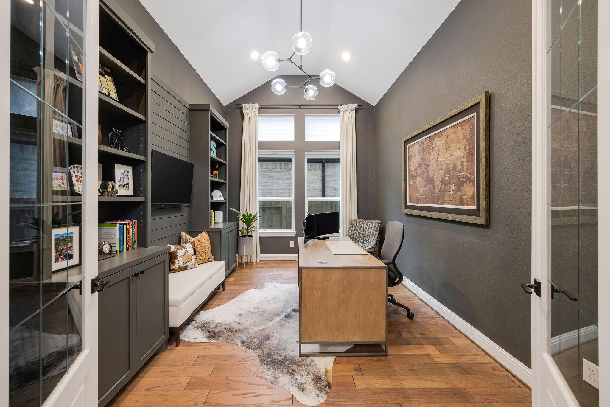 4714 Oak Glen Court