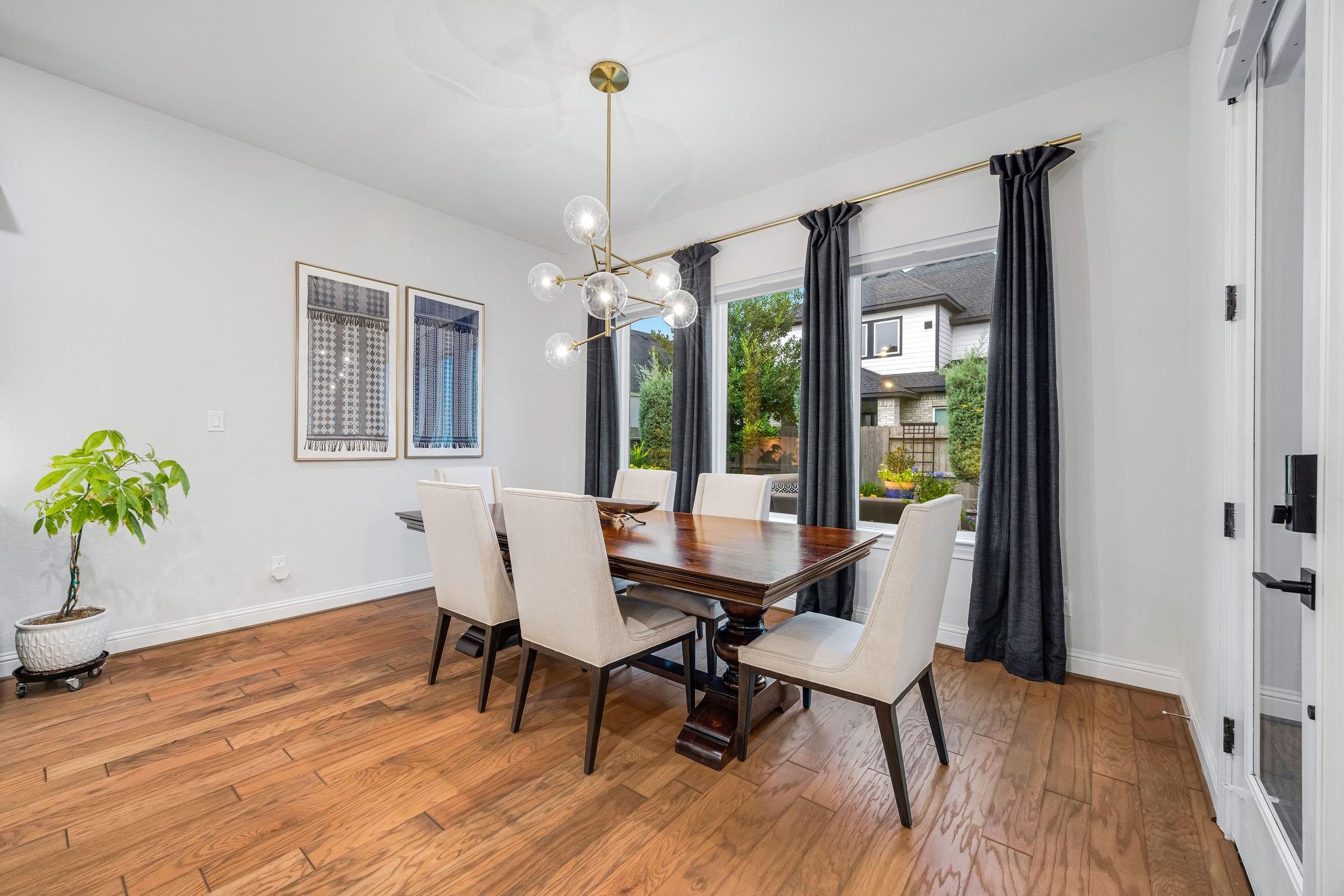 4714 Oak Glen Court