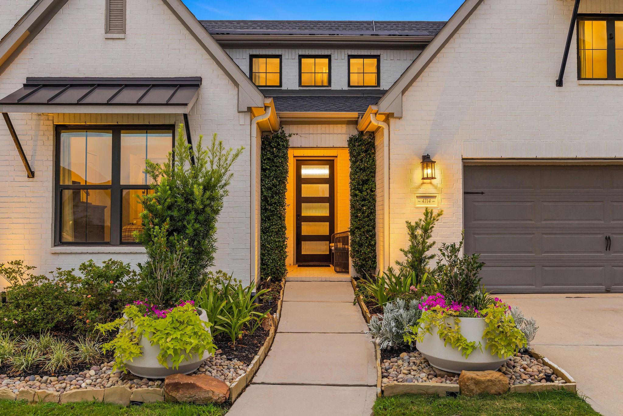 4714 Oak Glen Court
