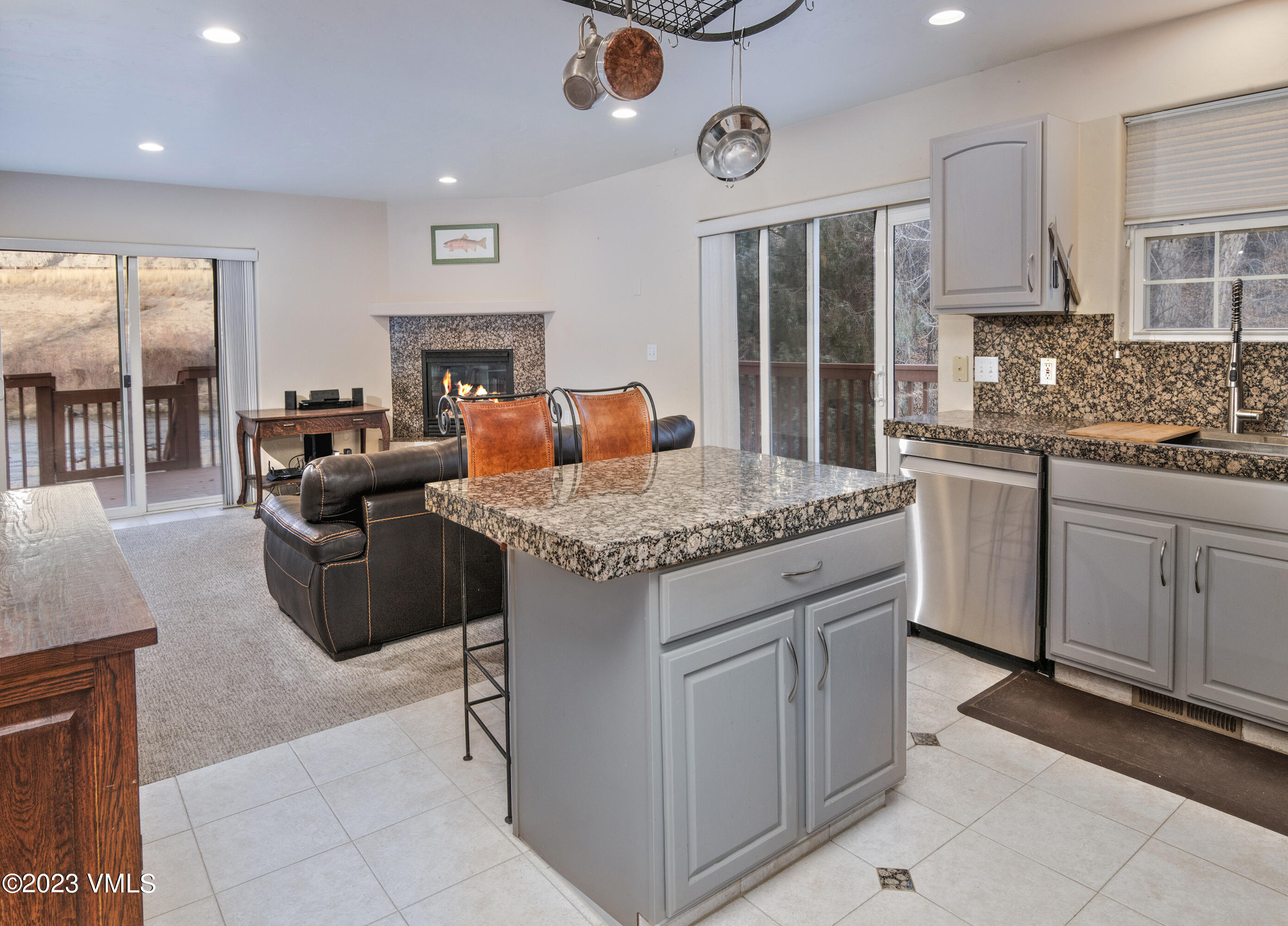50 Willowstone Court