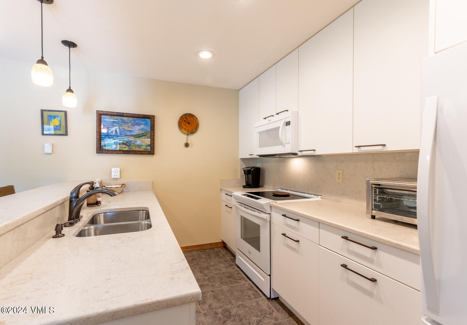 470 Homestead 13