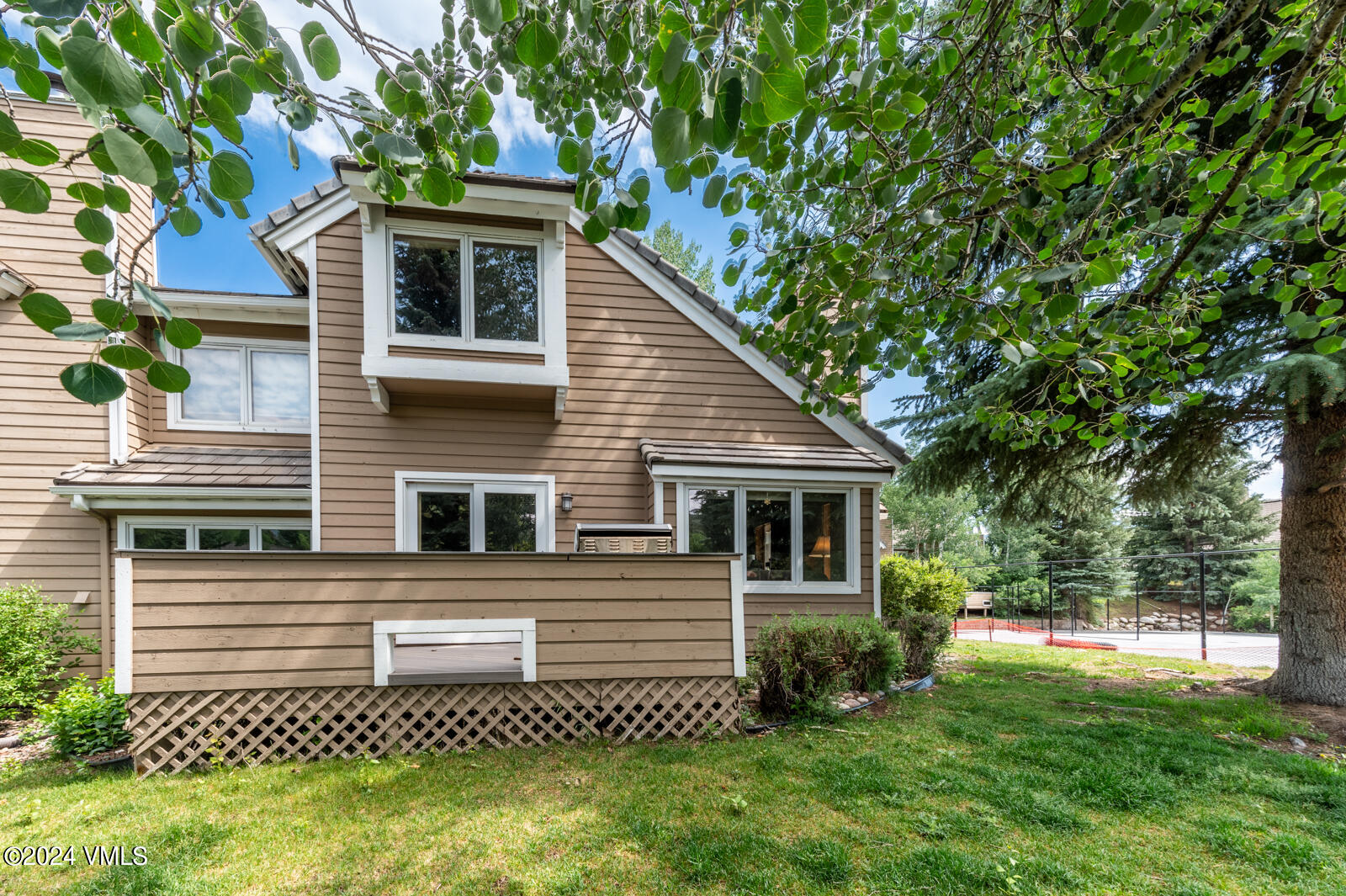 470 Homestead 13