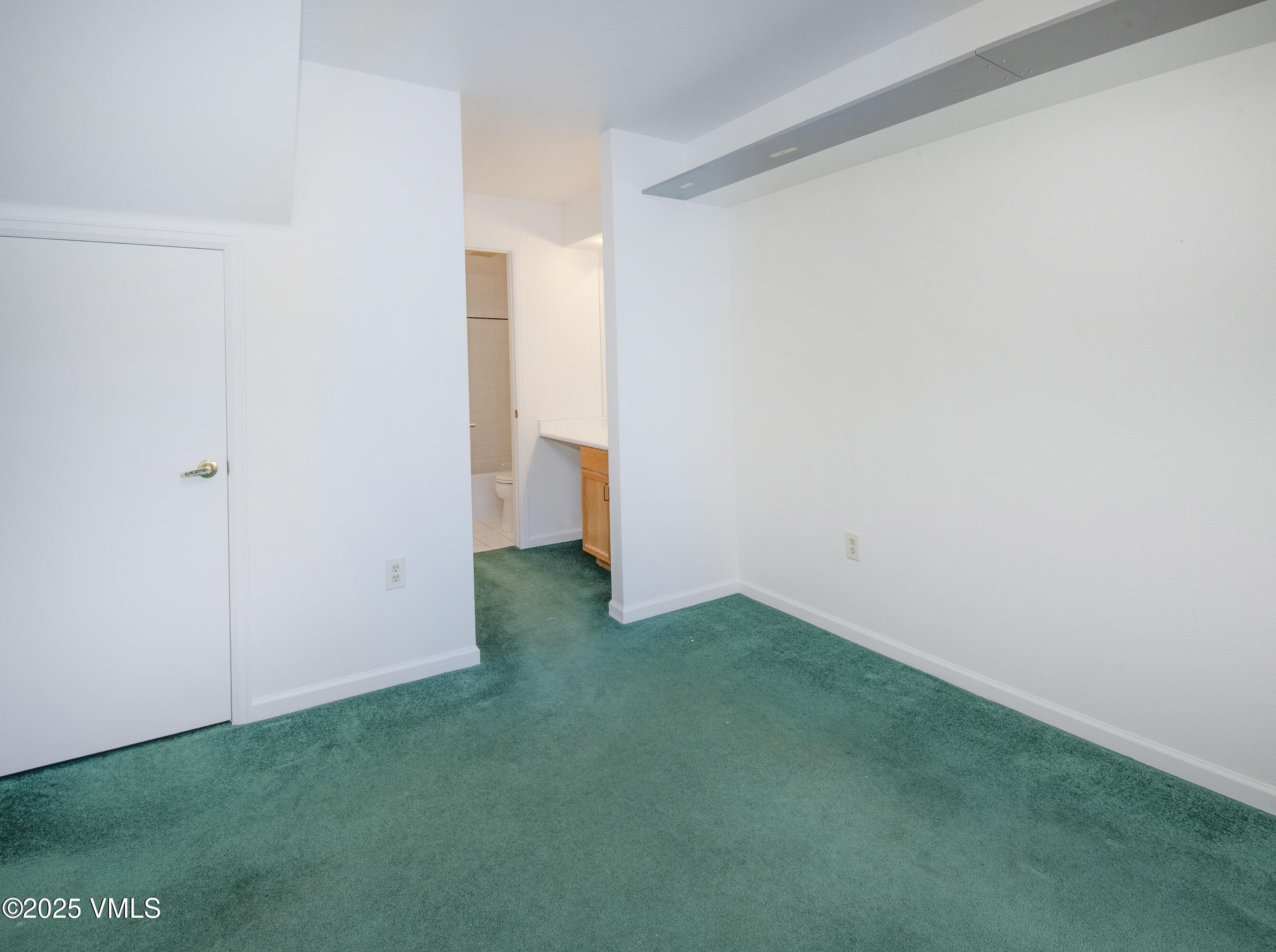 205 Crazy Horse Point 205