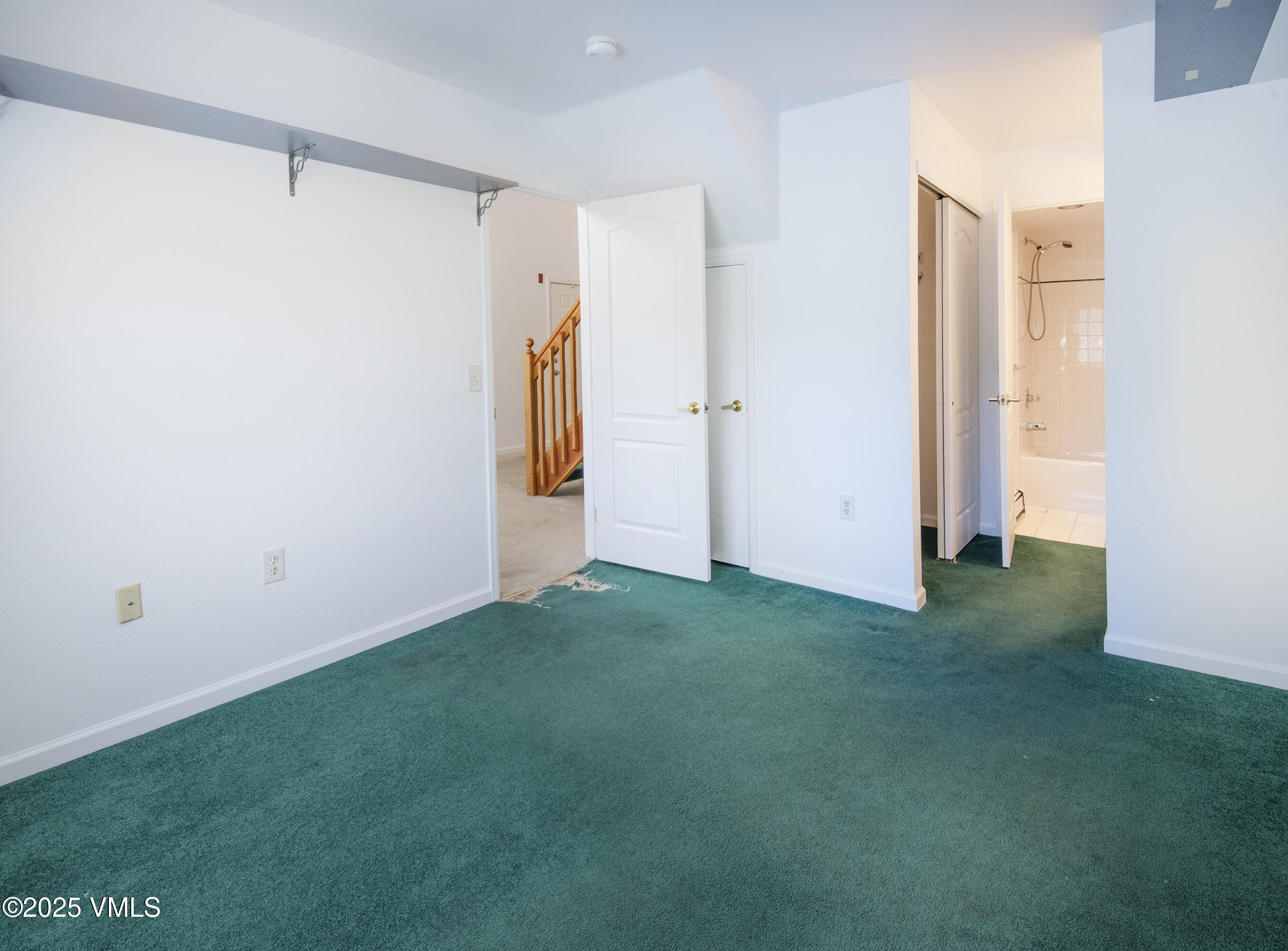 205 Crazy Horse Point 205