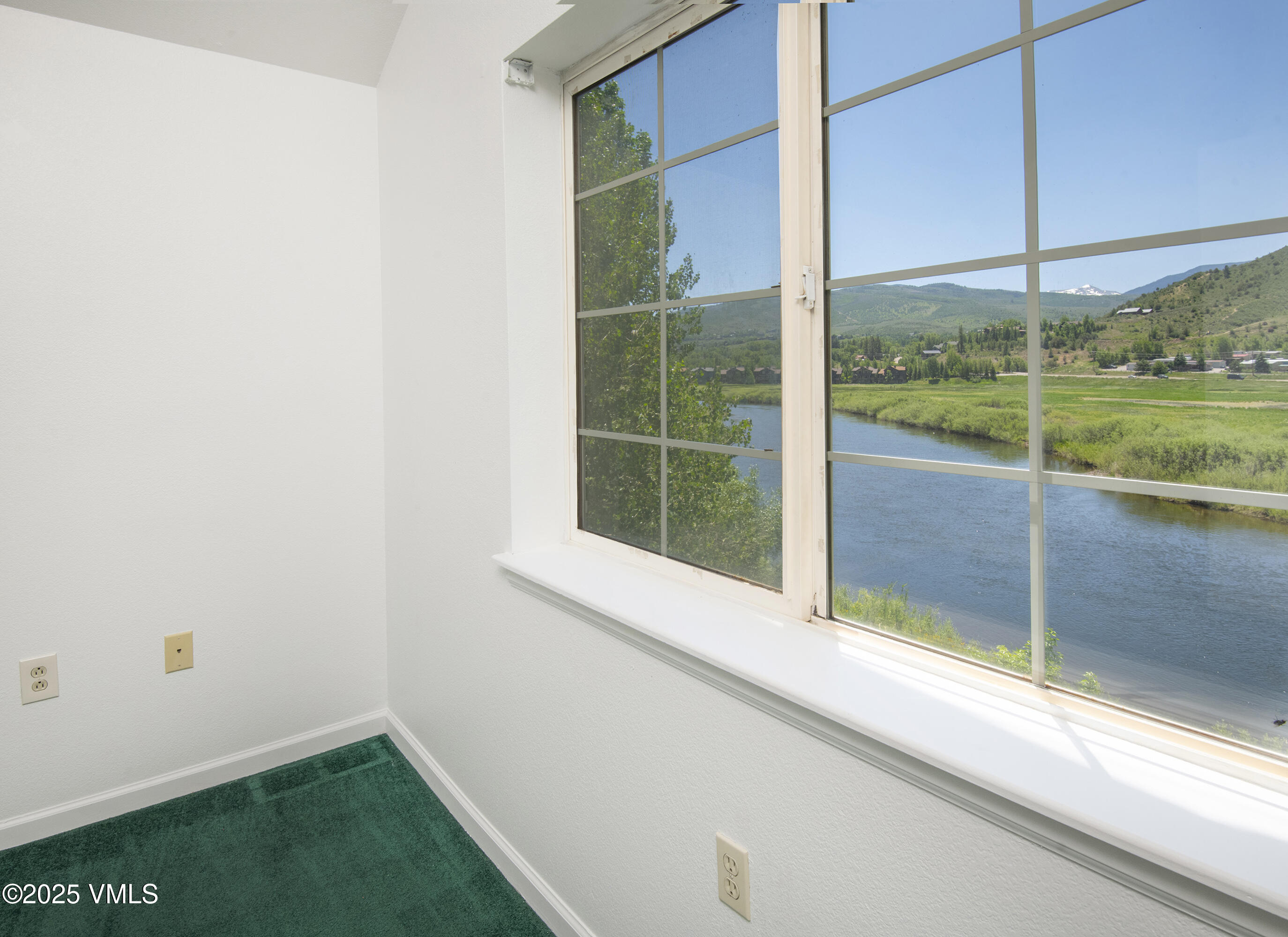 205 Crazy Horse Point 205