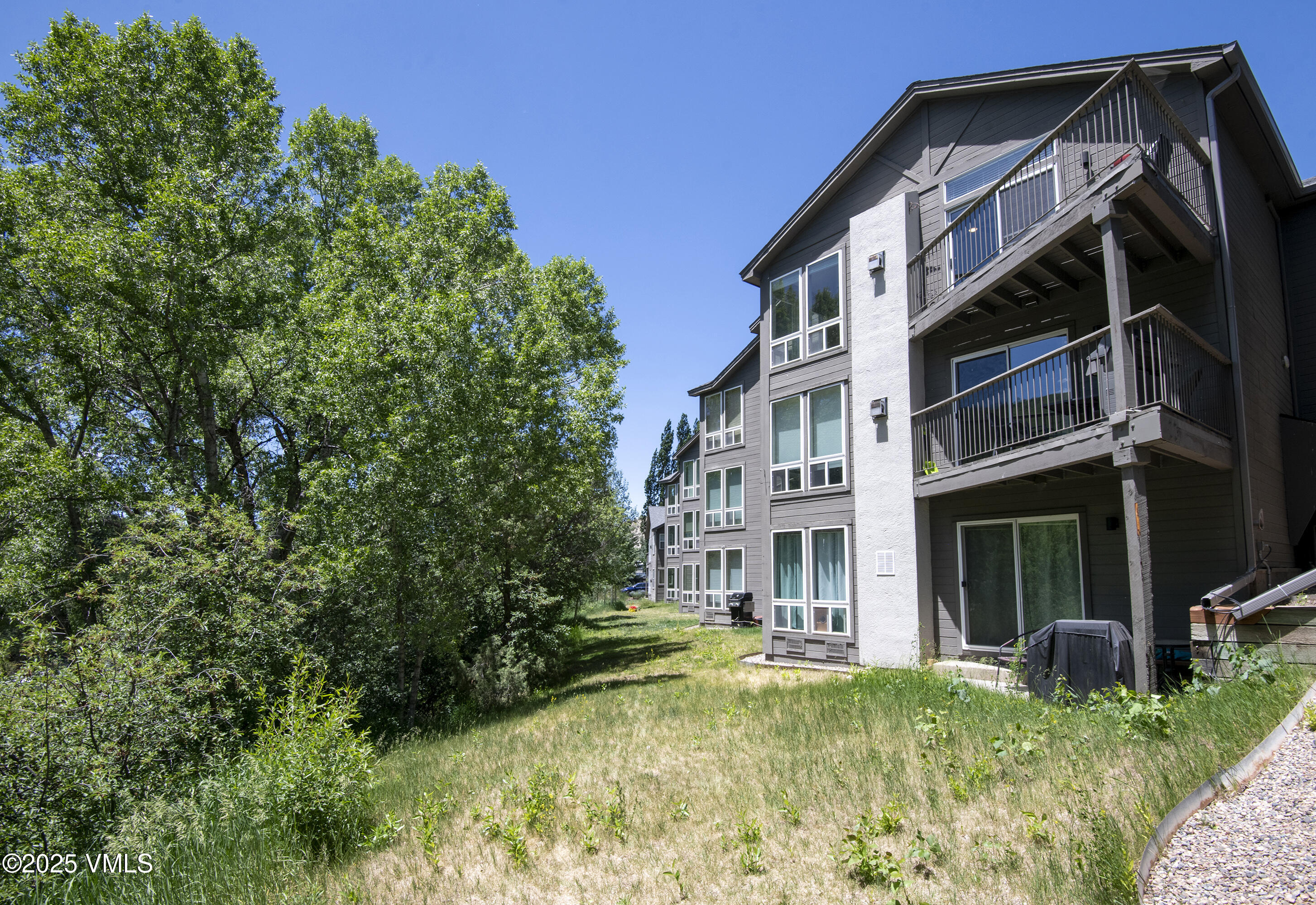 971 W Beaver Creek B5
