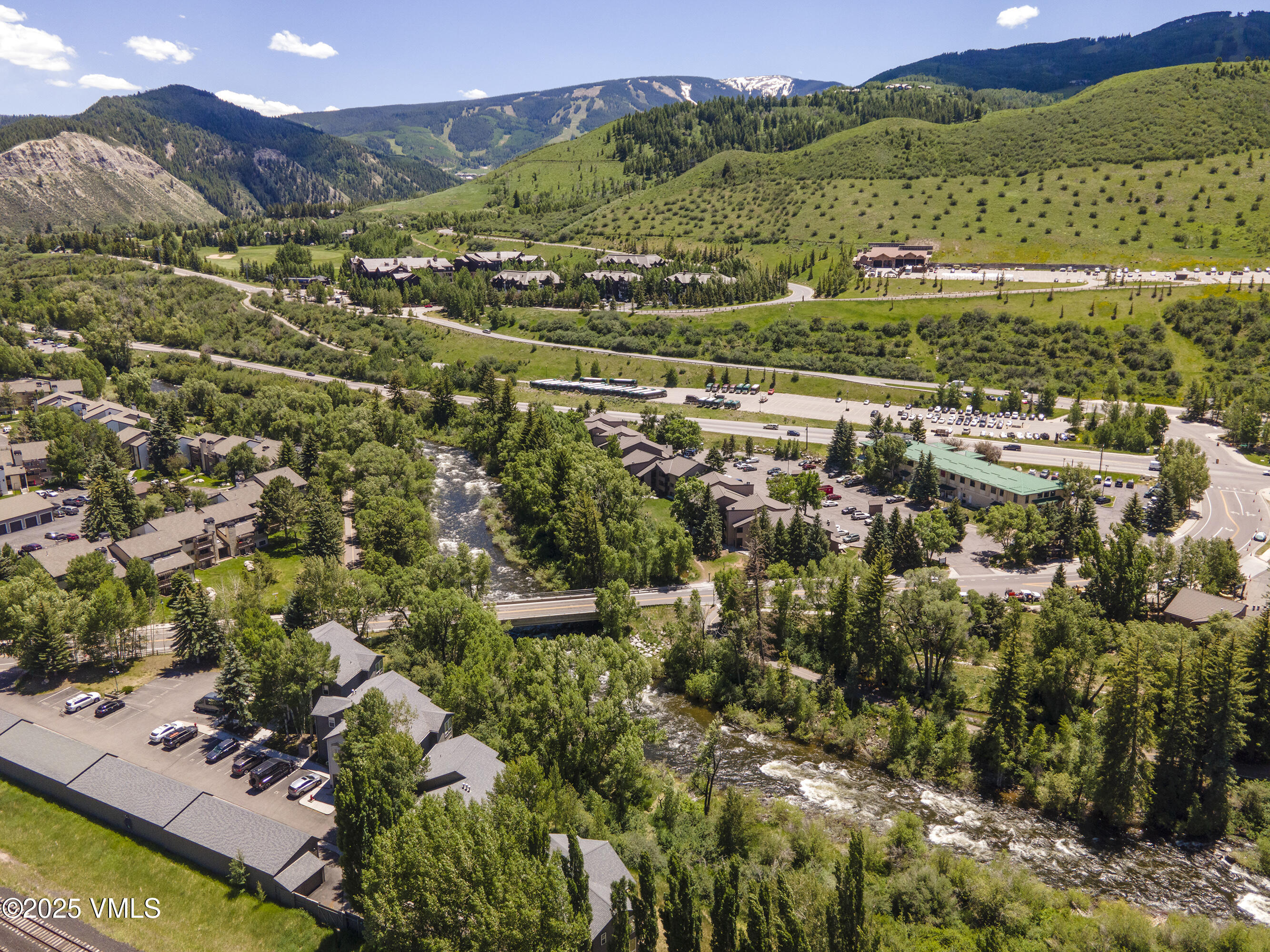 971 W Beaver Creek B5