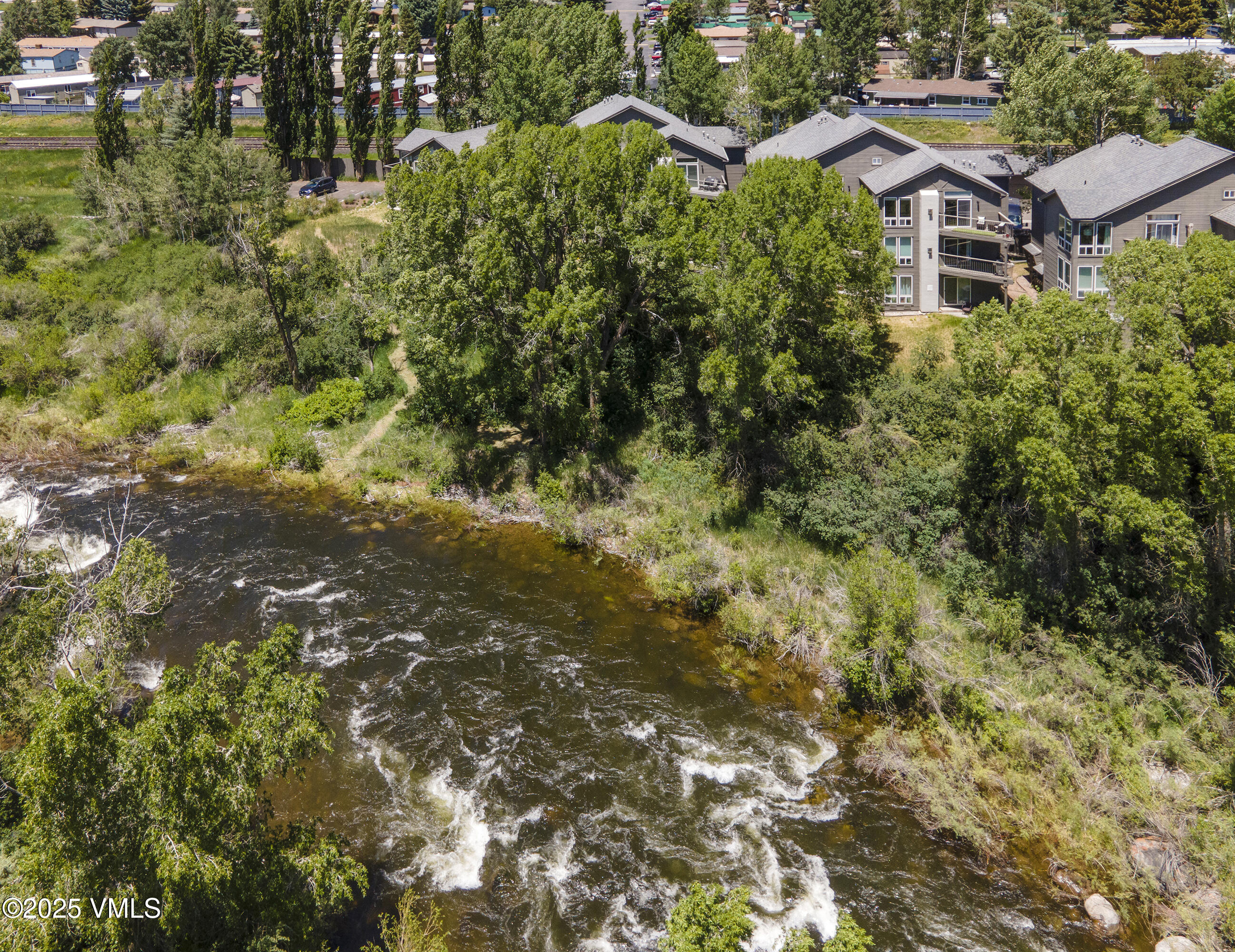 971 W Beaver Creek B5