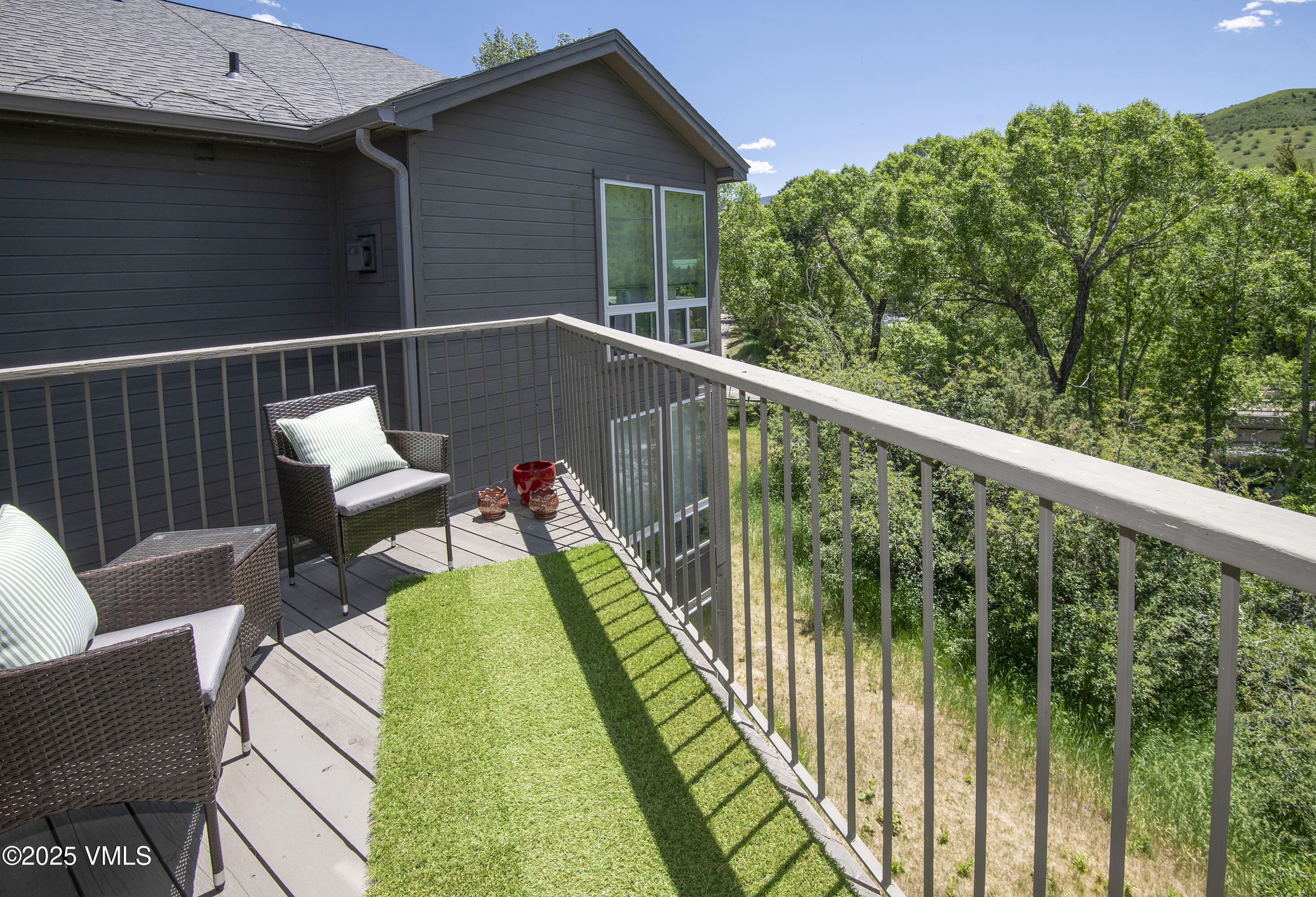 971 W Beaver Creek B5