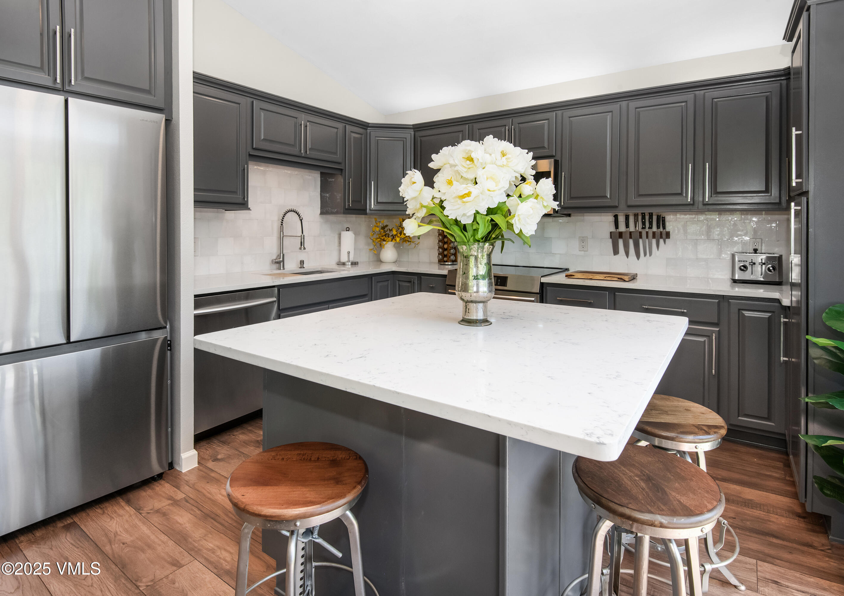 971 W Beaver Creek B5