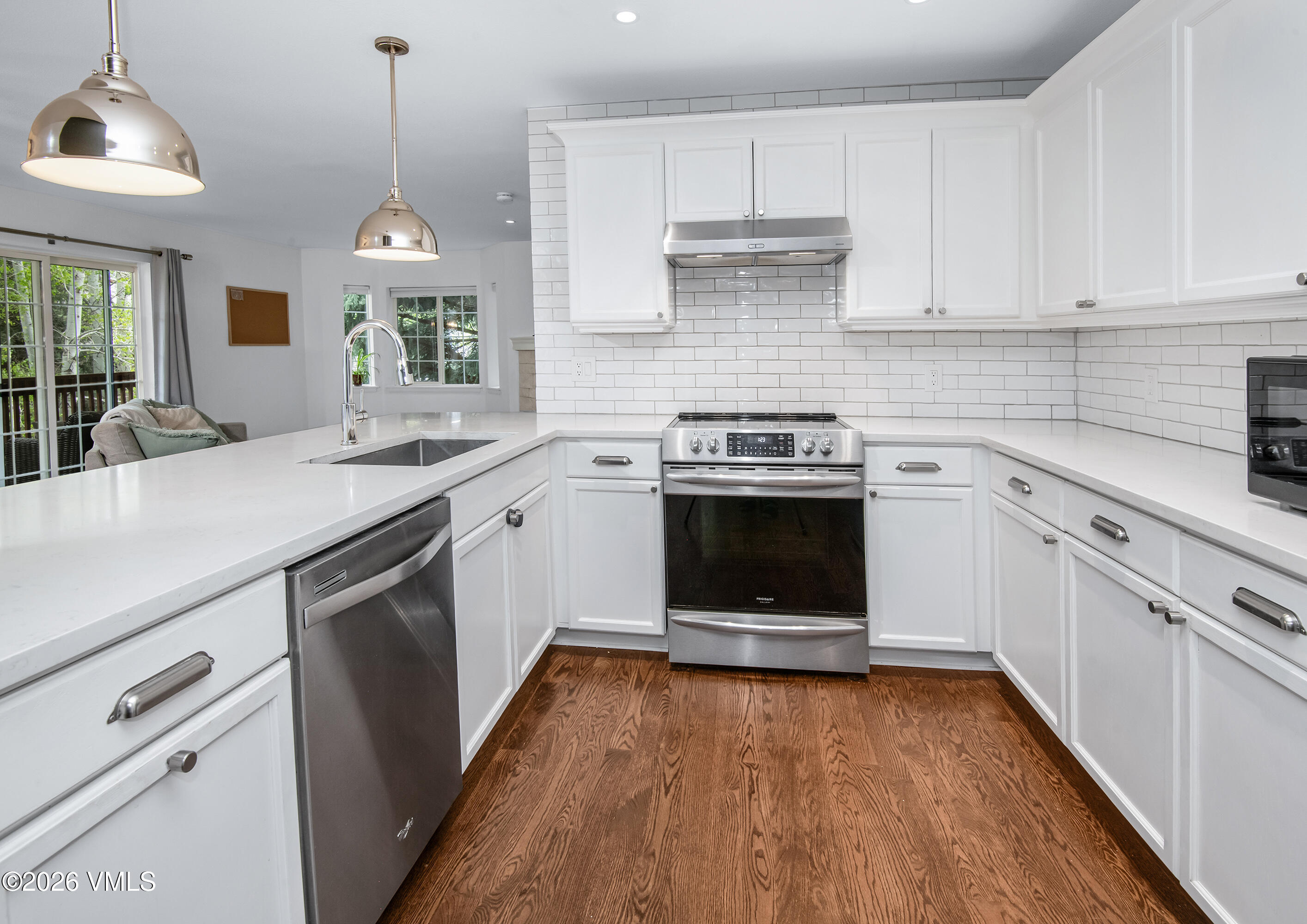2301 Crazy Horse Circle 2301