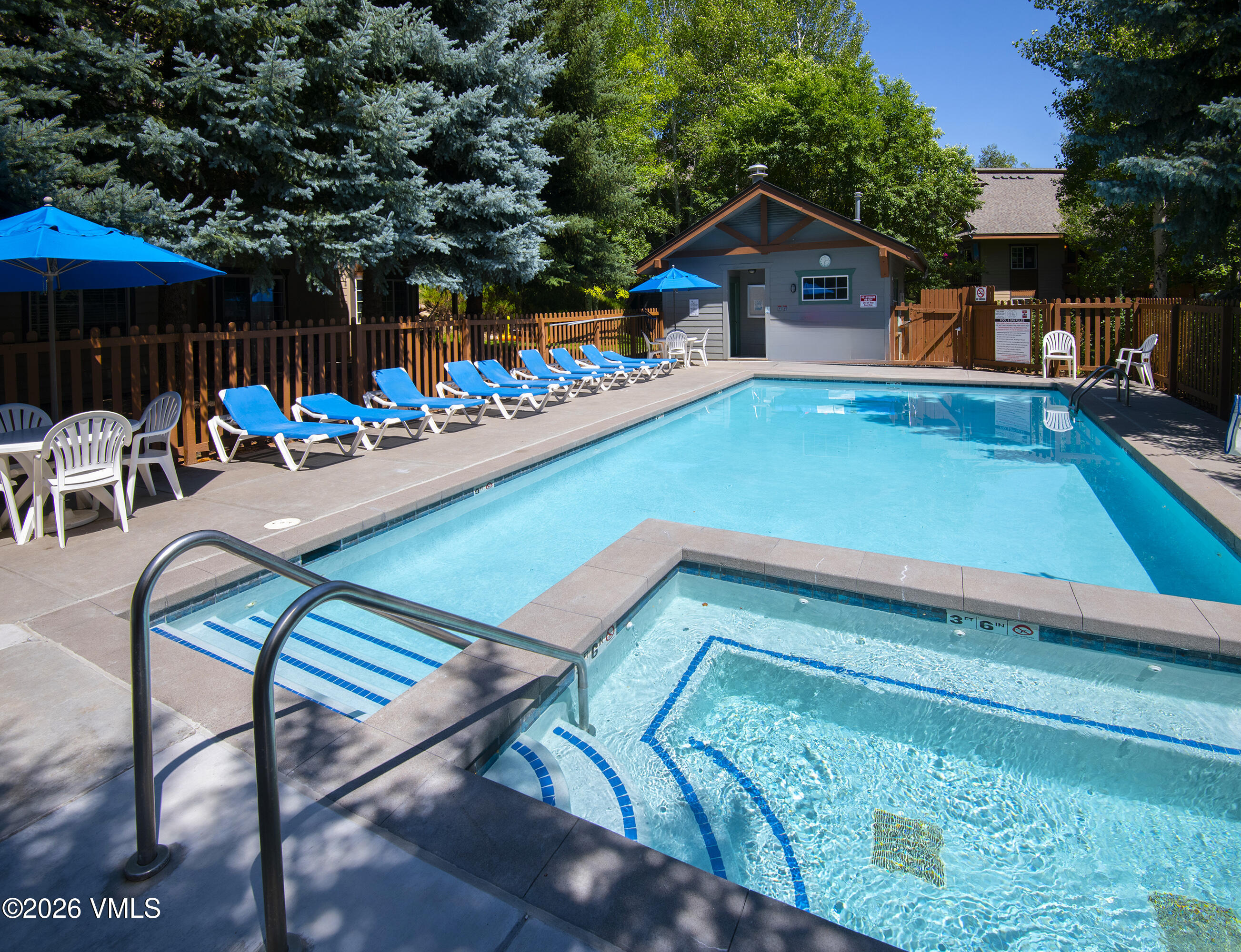 2301 Crazy Horse Circle 2301