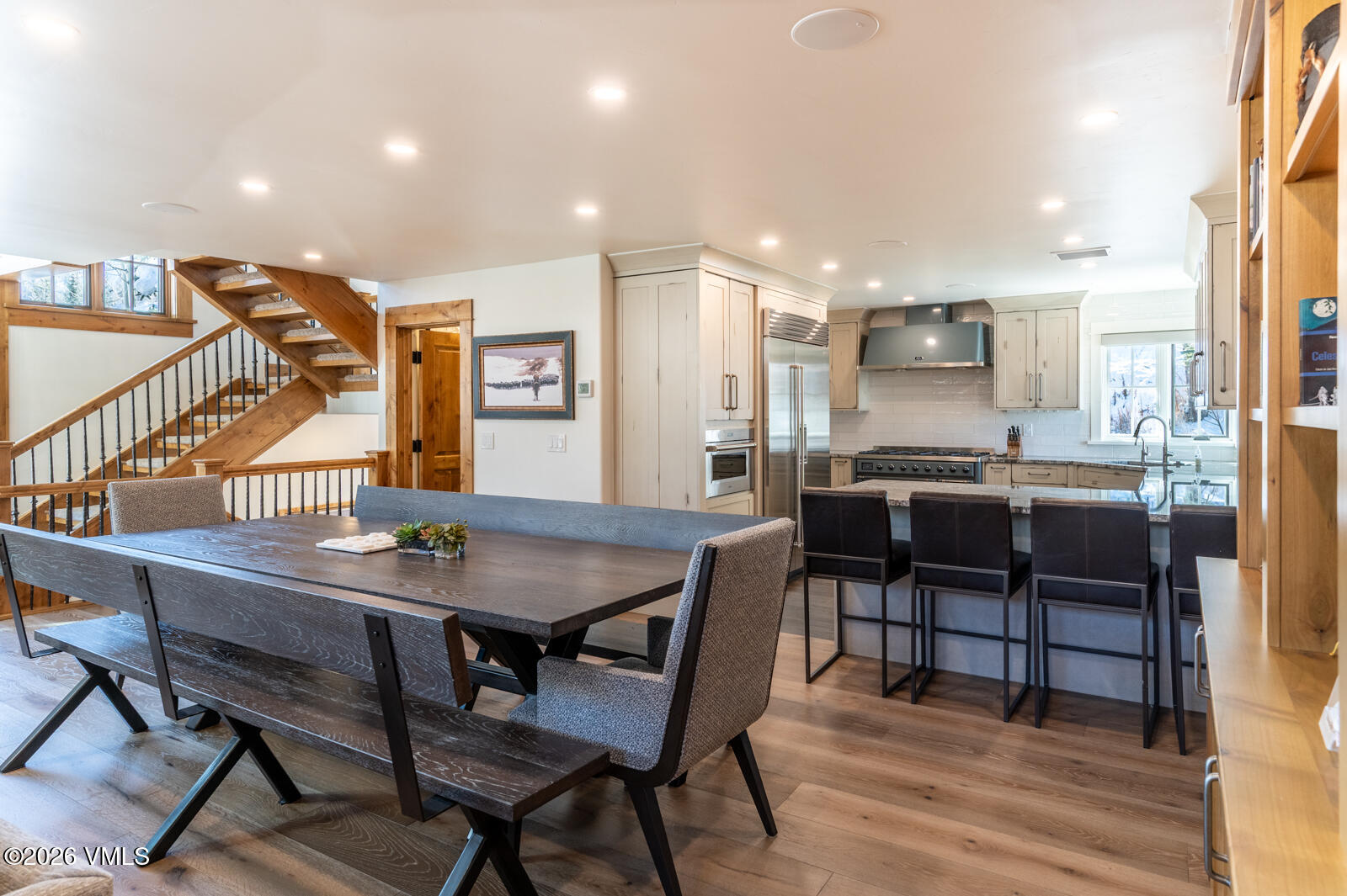 1120 Village Road 8
