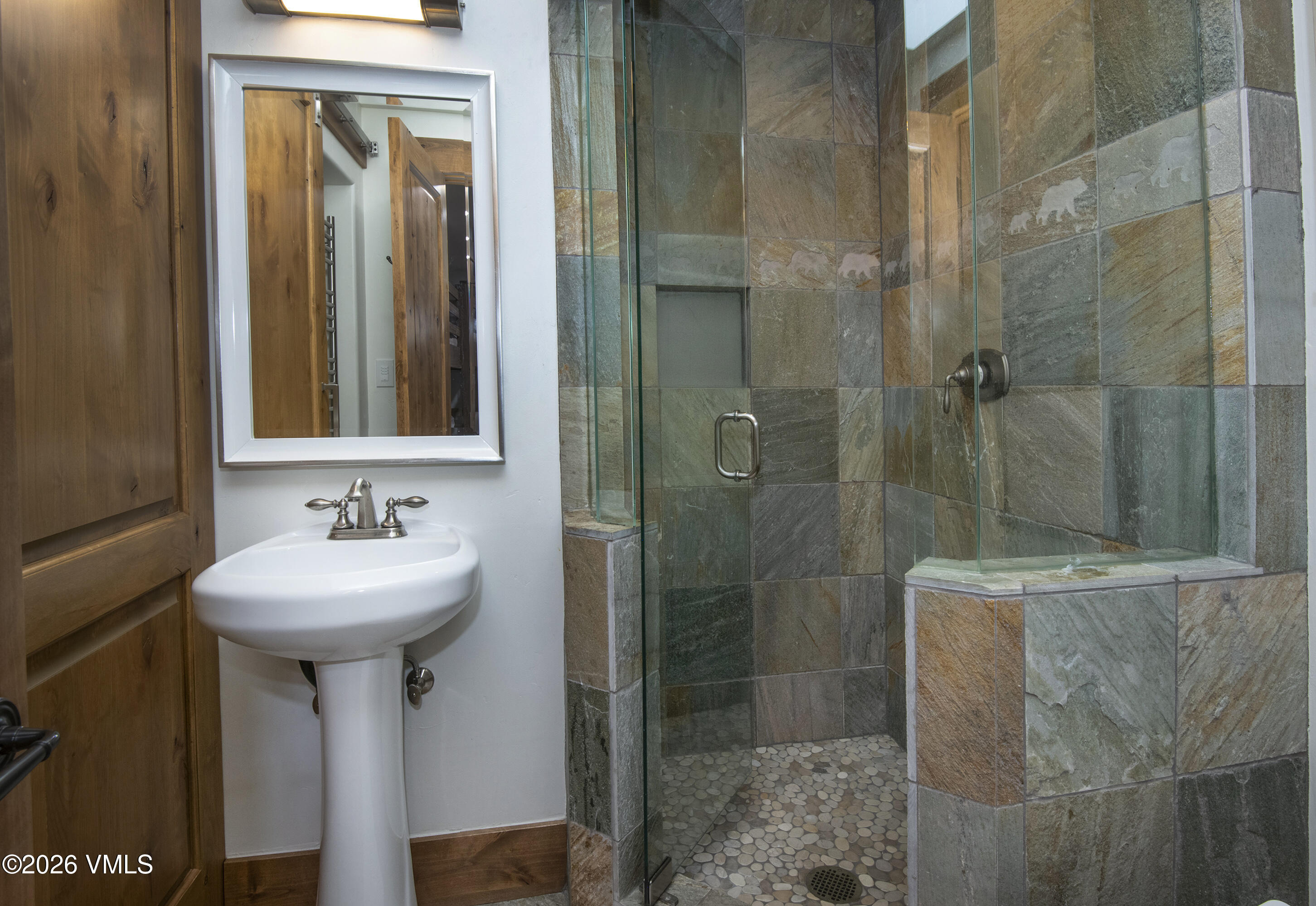 1120 Village Road 8