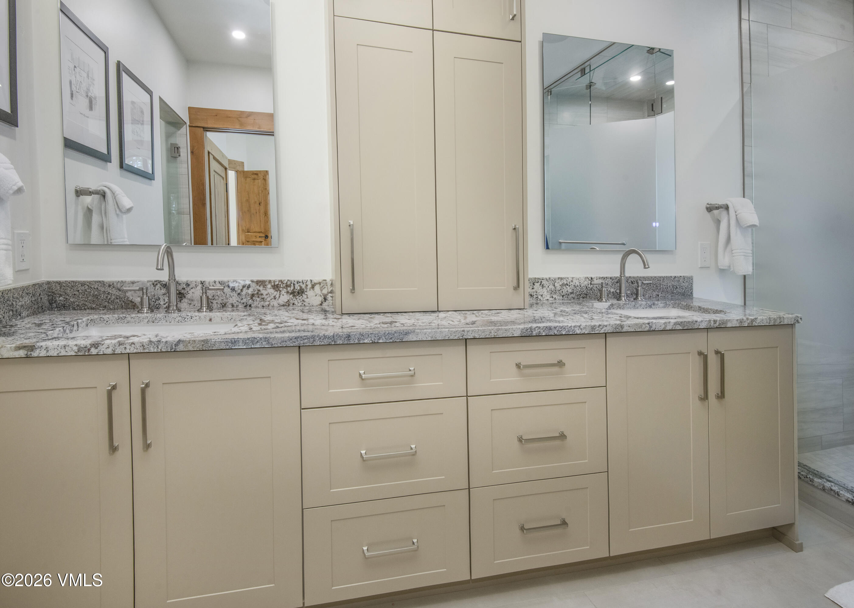 1120 Village Road 8