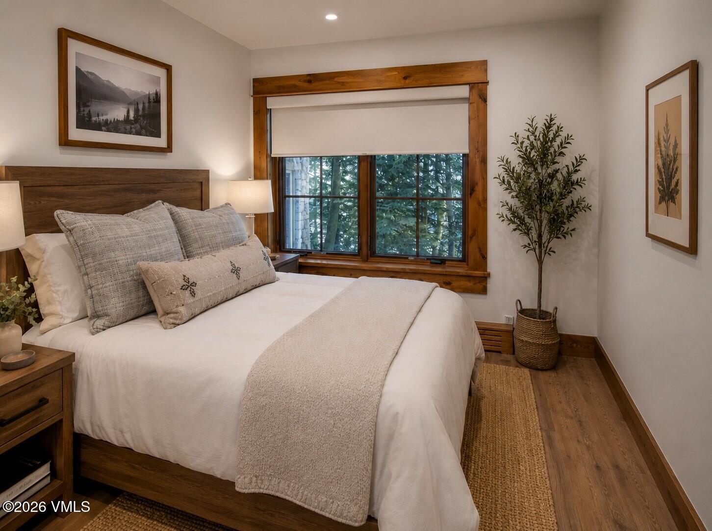 1120 Village Road 8