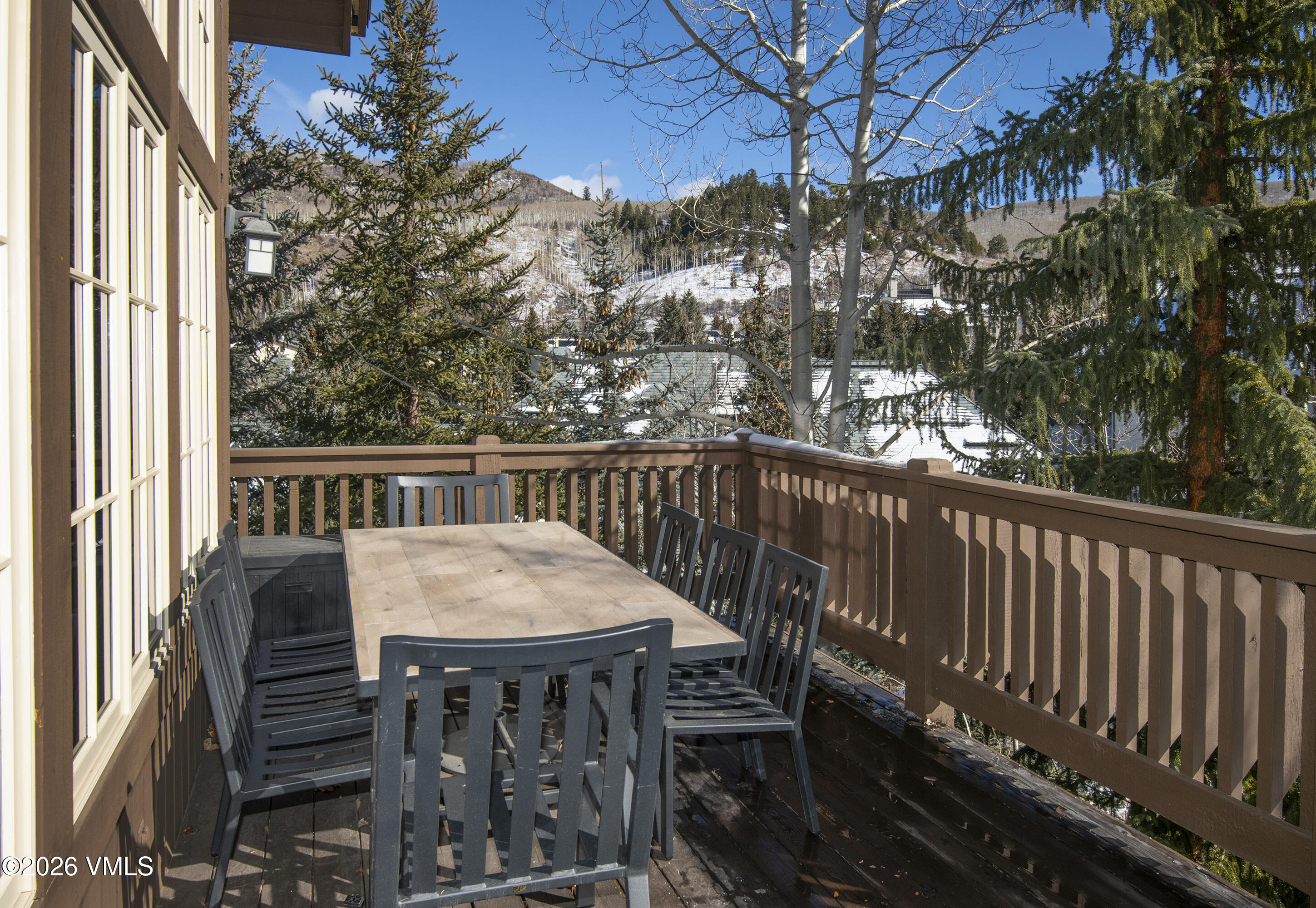 1120 Village Road 8