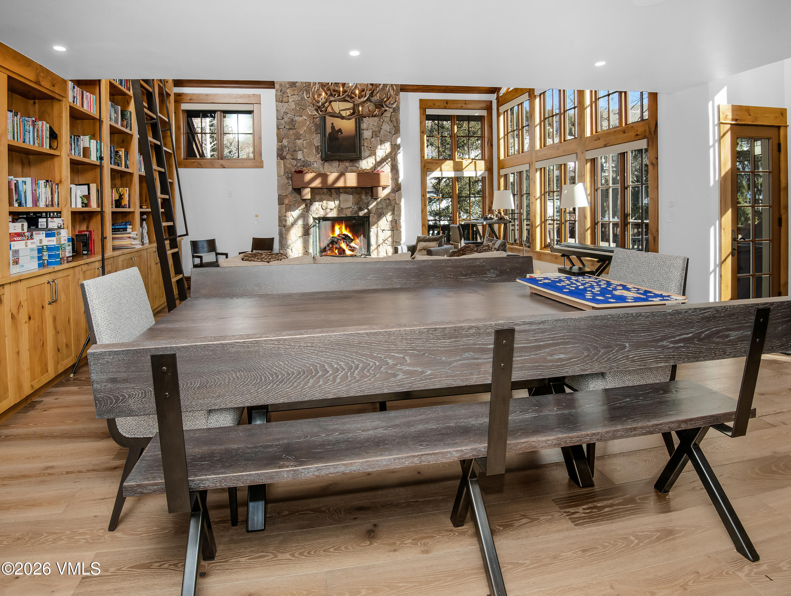 1120 Village Road 8