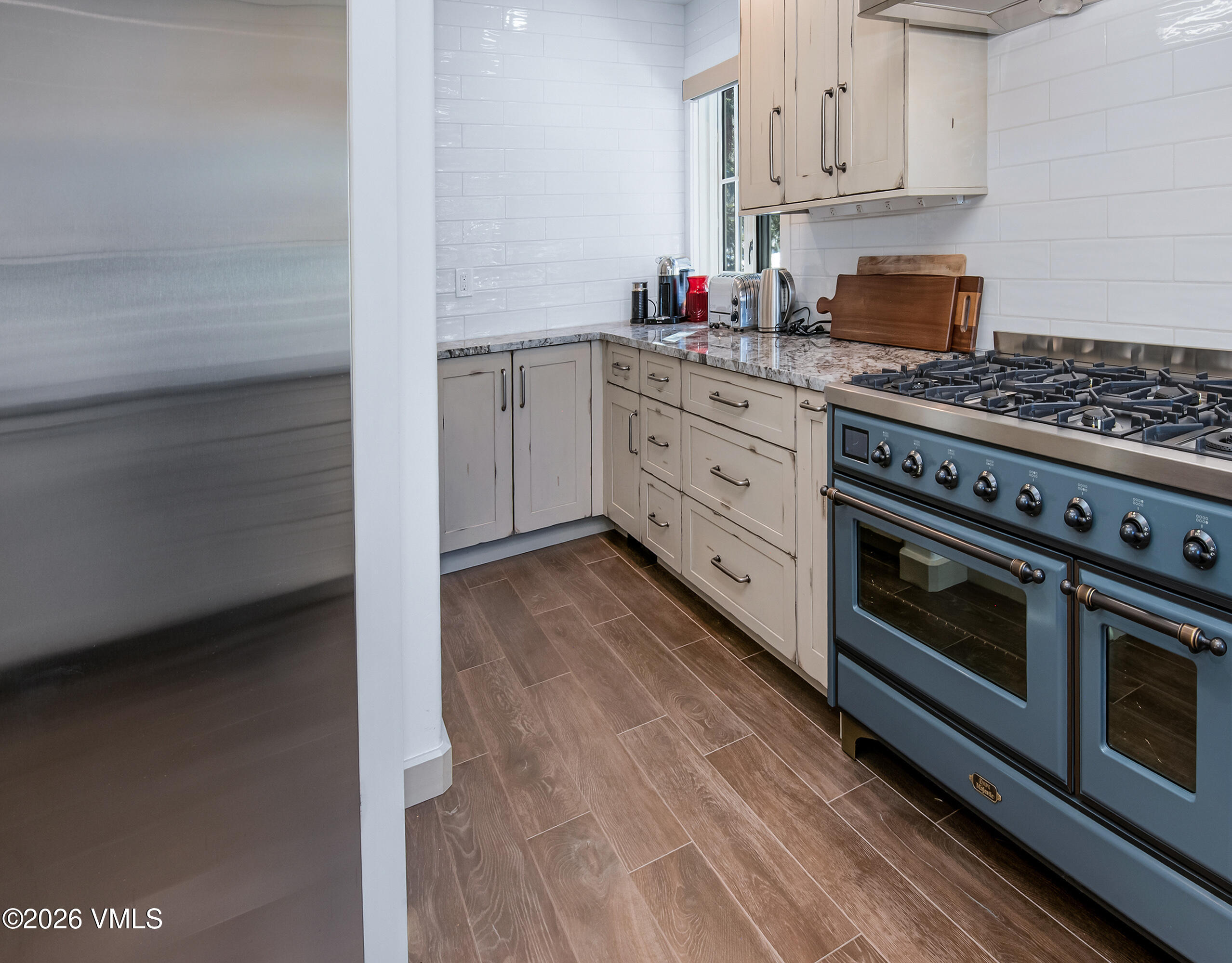 1120 Village Road 8