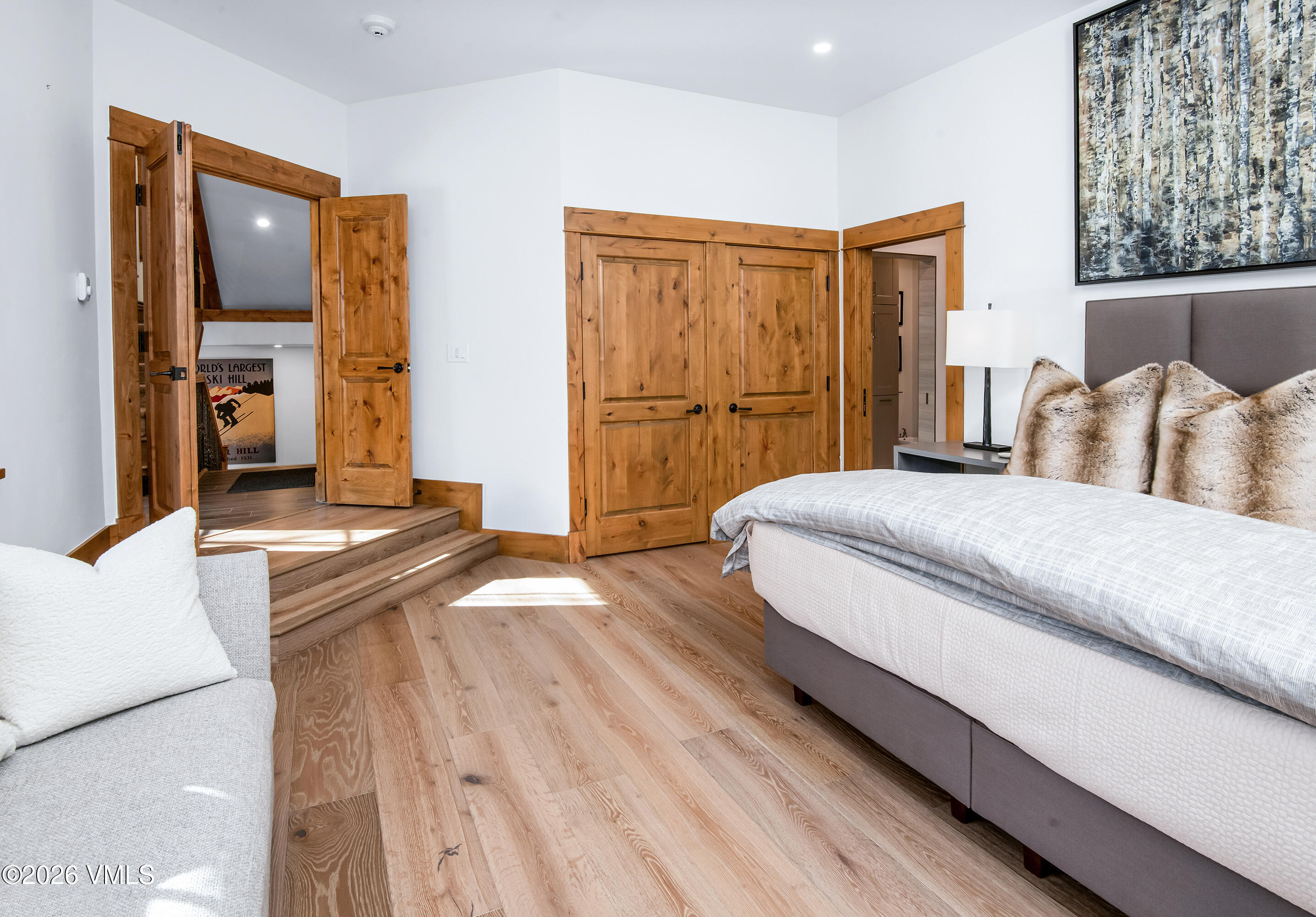 1120 Village Road 8